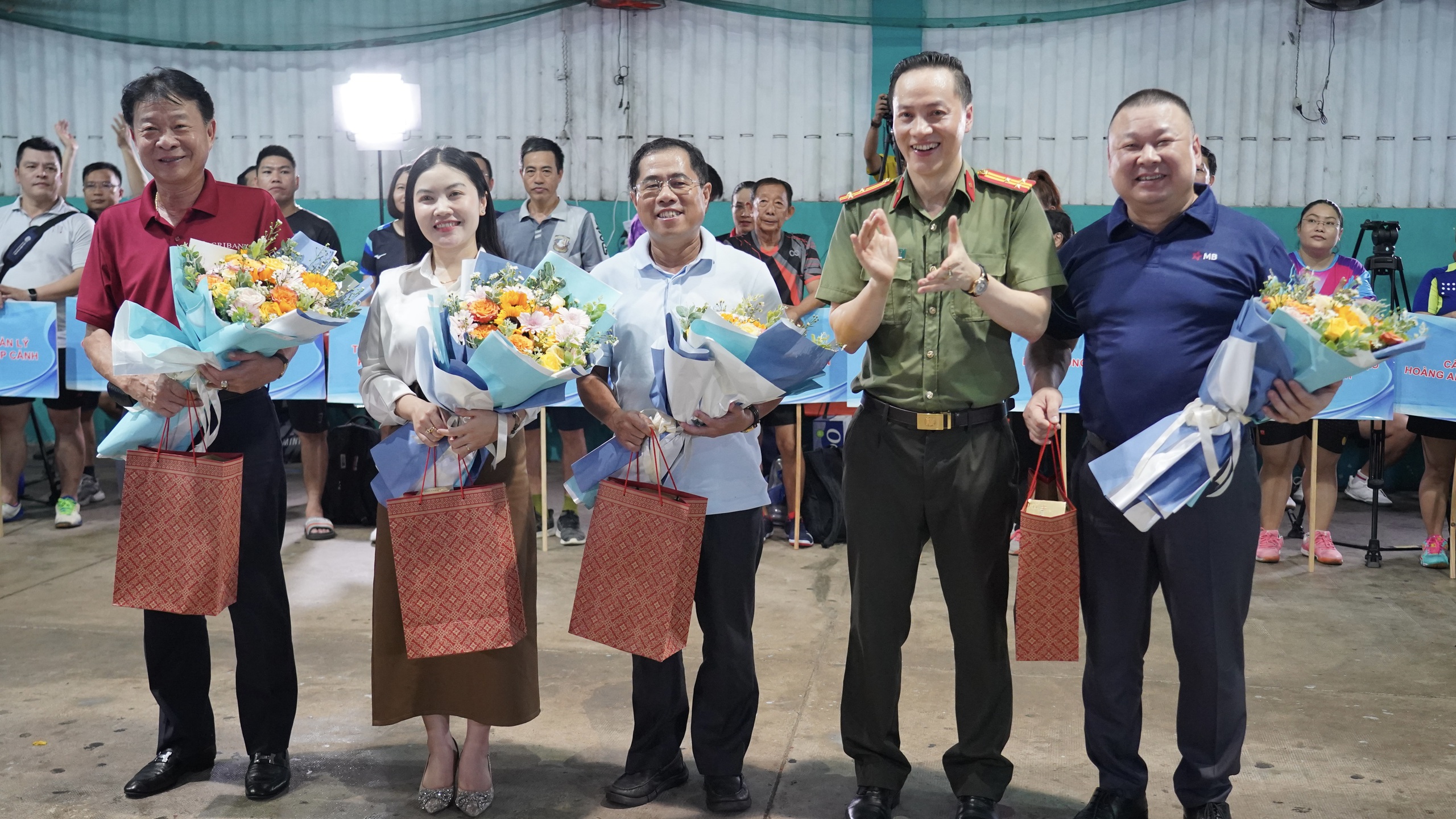 Giải bóng bàn cúp Cơ quan đại diện Cục Truyền thông CAND tại TP.HCM đã tìm ra nhà vô địch- Ảnh 6. Giải bóng bàn cúp Cơ quan đại diện Cục Truyền thông CAND tại TP.HCM đã tìm ra nhà vô địch- Ảnh 6.