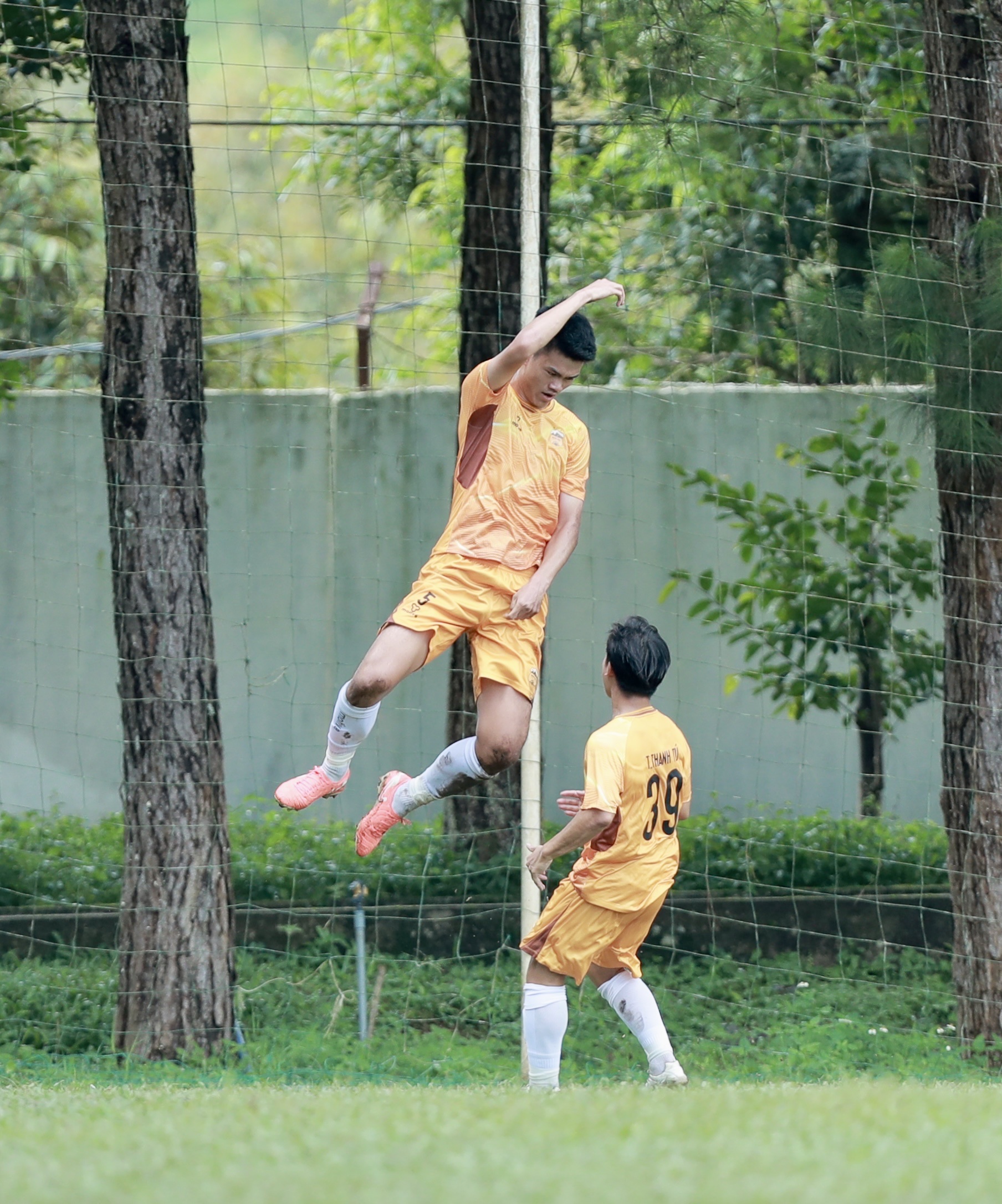 Der „Schatz“ von Herrn Duc hat gepunktet, HAGL ist in die U21-Endrunde eingezogen – Foto 1. 'Báu vật' của bầu Đức ghi bàn, HAGL thẳng tiến vào vòng chung kết U.21- Ảnh 1.
