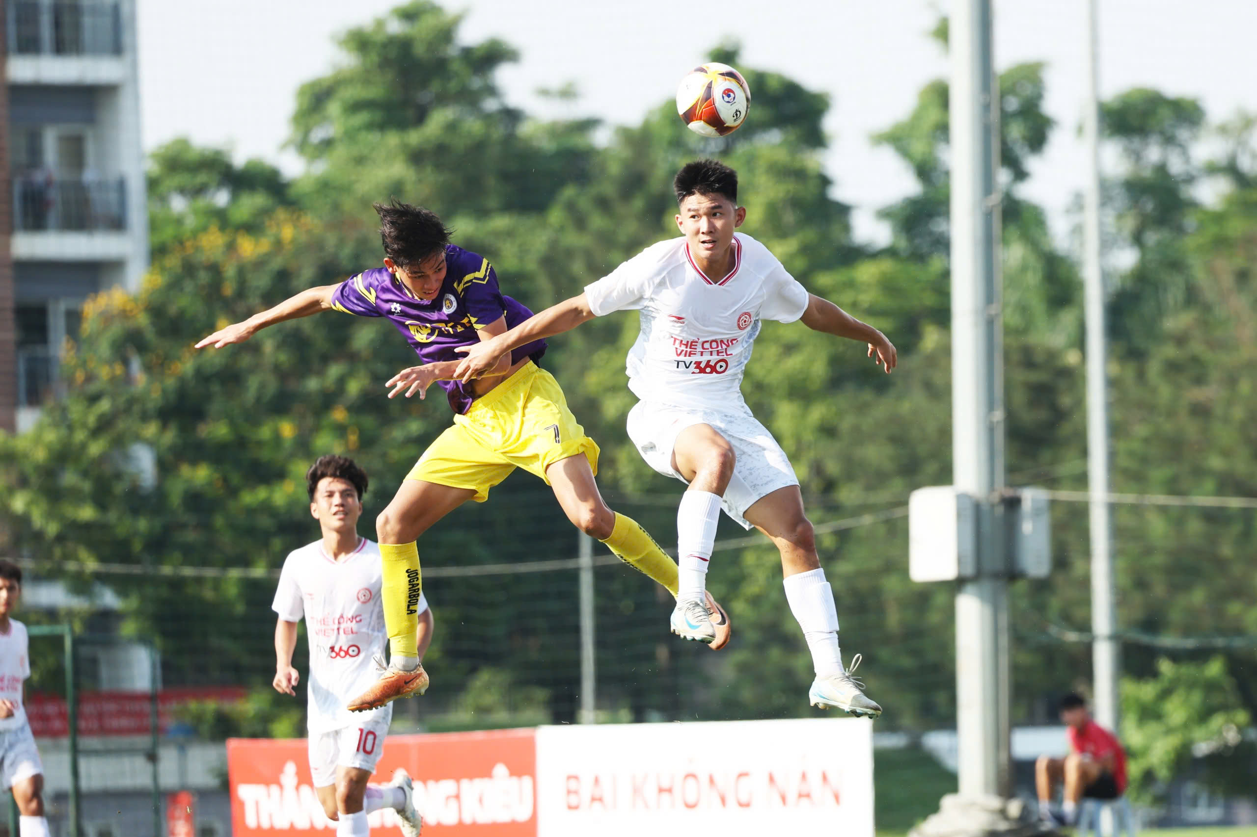 Der „Schatz“ von Herrn Duc hat gepunktet, HAGL ist in die U21-Endrunde eingezogen – Foto 5. 'Báu vật' của bầu Đức ghi bàn, HAGL thẳng tiến vào vòng chung kết U.21- Ảnh 5.