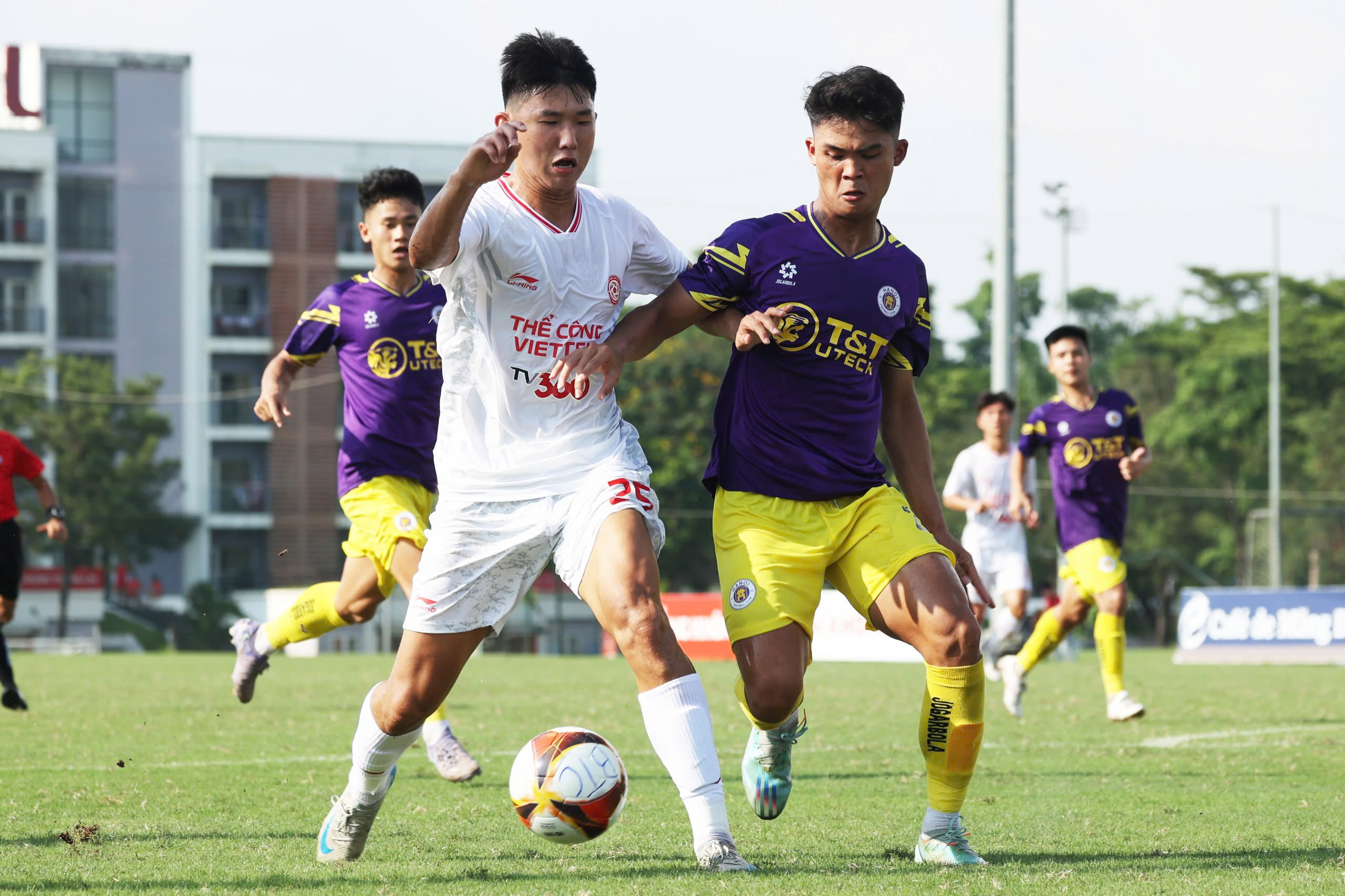 Der „Schatz“ von Herrn Duc hat gepunktet, HAGL ist in die U21-Endrunde eingezogen – Foto 3. 'Báu vật' của bầu Đức ghi bàn, HAGL thẳng tiến vào vòng chung kết U.21- Ảnh 3.