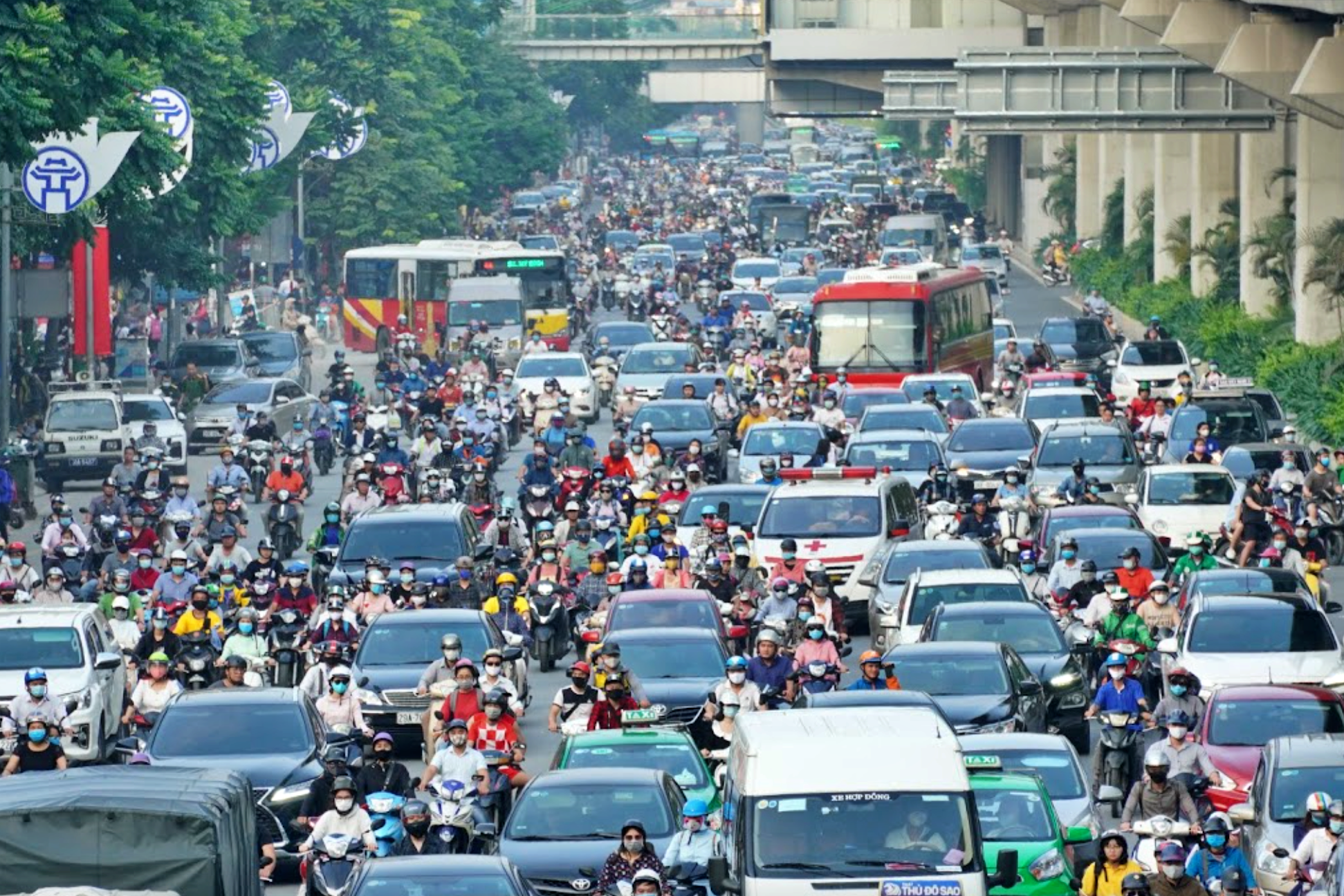 Hành trình 8 năm để Hà Nội tiến tới cấm xe máy xăng ở nội đô- Ảnh 1. Hành trình 8 năm để Hà Nội tiến tới cấm xe máy xăng ở nội đô- Ảnh 1.