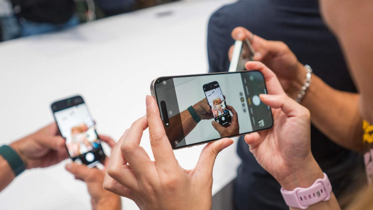 Những dấu hiệu cảnh báo với cảm biến camera iPhone - Ảnh 1.