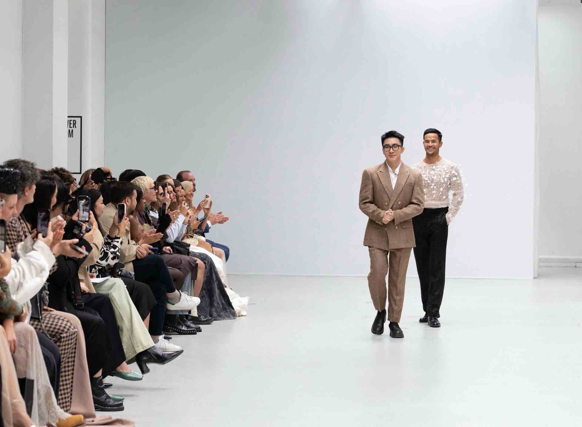 Chuyển mình giữa 'cơn bão' đóng cửa- Ảnh 1. Chuyển mình giữa 'cơn bão' đóng cửa- Ảnh 1.