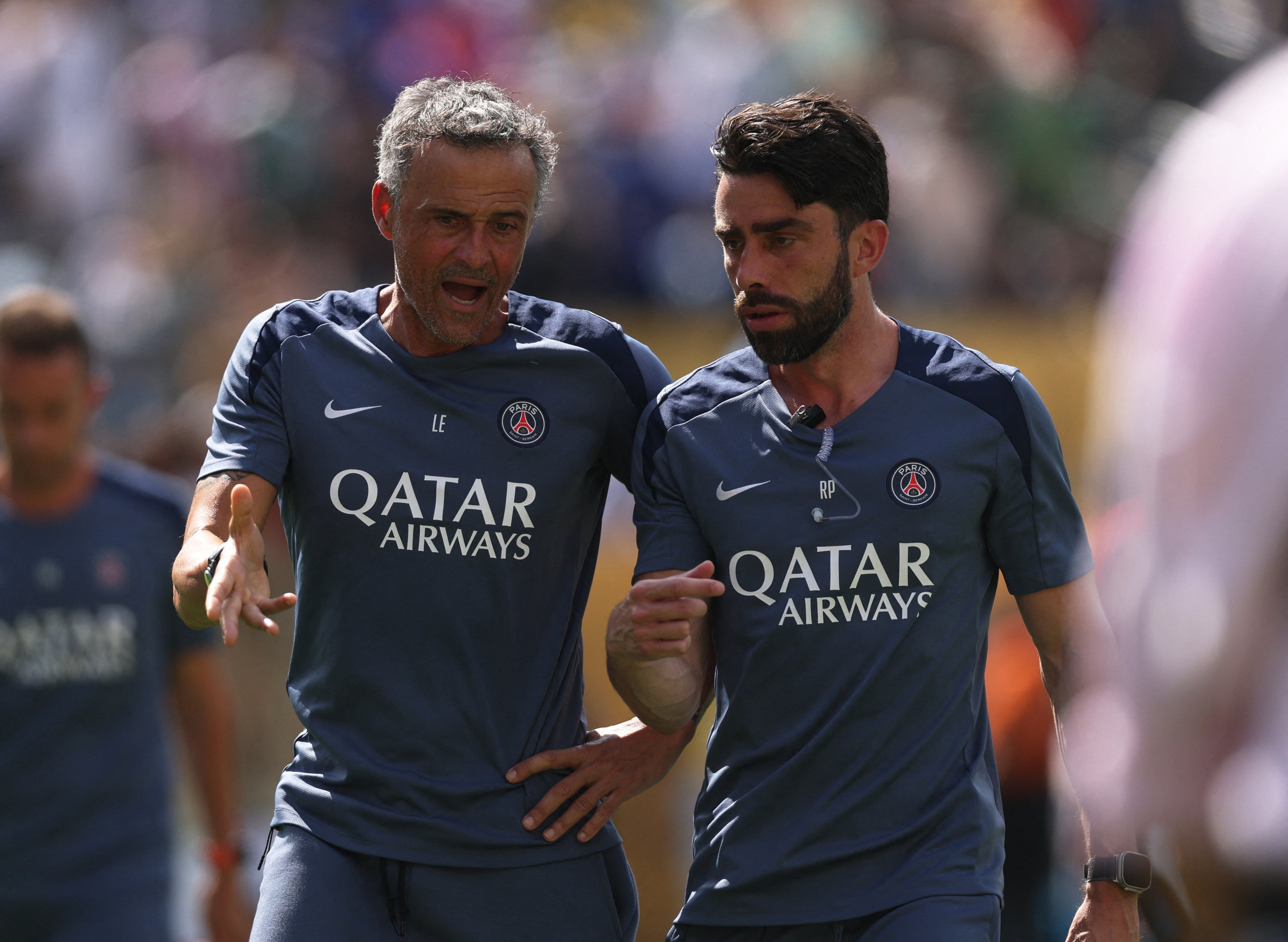 ‘Nạn nhân’ của cú tát lên tiếng, sếp lớn PSG vẫn bảo vệ tuyệt đối HLV Enrique- Ảnh 3. ‘Nạn nhân’ của cú tát lên tiếng, sếp lớn PSG vẫn bảo vệ tuyệt đối HLV Enrique- Ảnh 3.