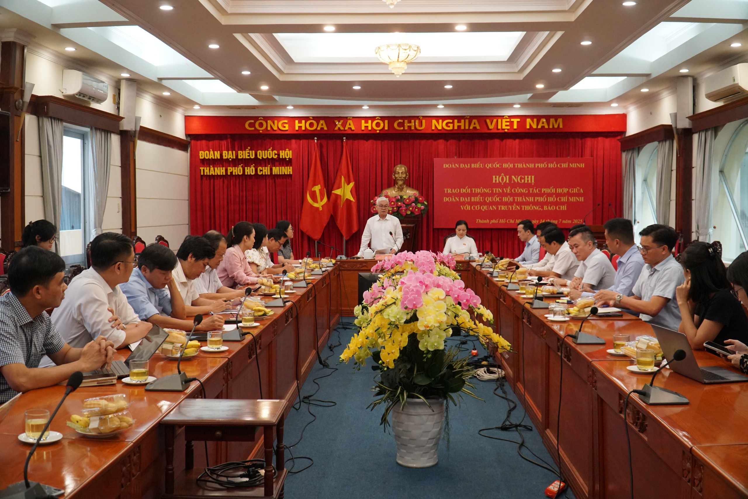 Kỳ vọng báo chí là diễn đàn phản ánh tâm tư, nguyện vọng của người dân- Ảnh 1.
