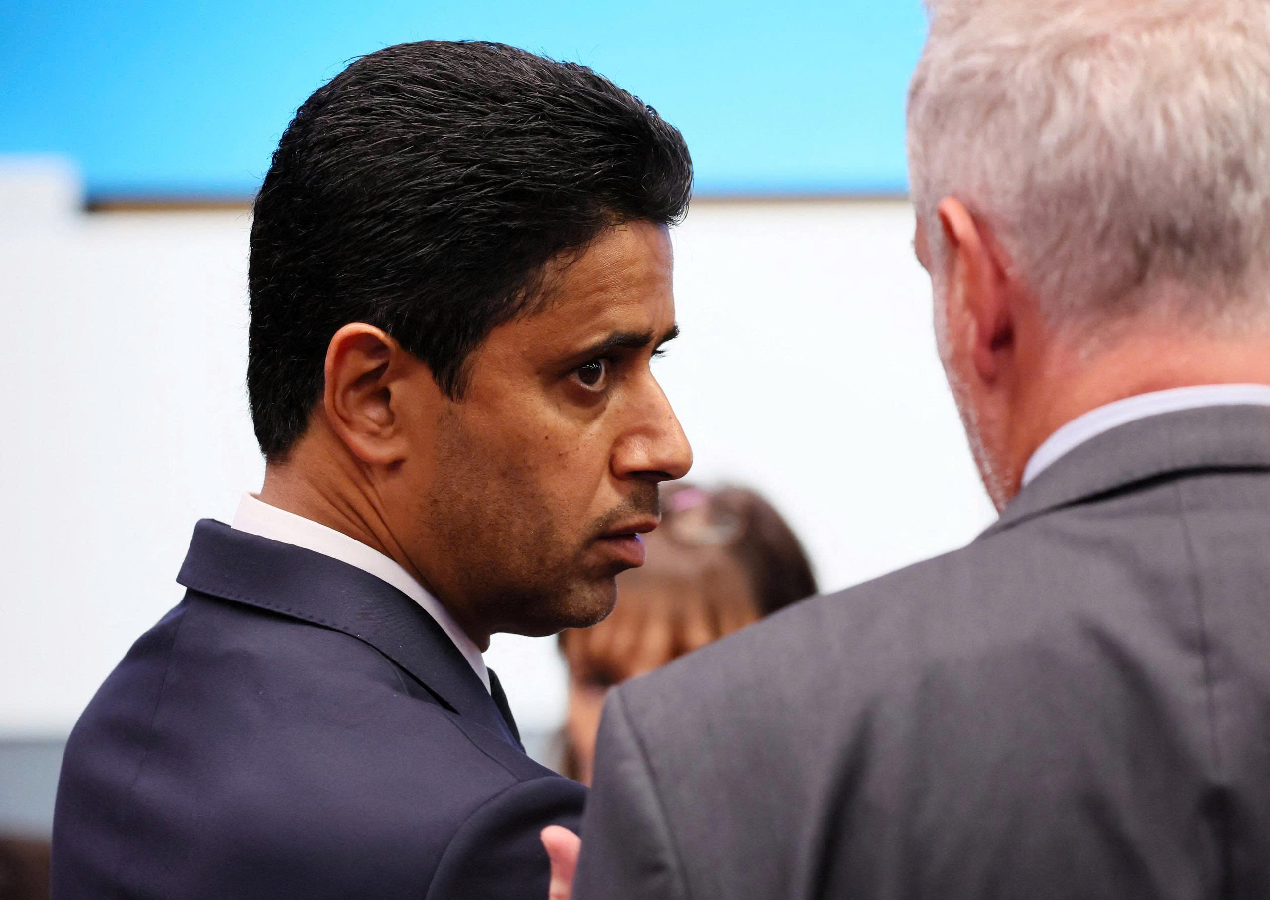 ‘Nạn nhân’ của cú tát lên tiếng, sếp lớn PSG vẫn bảo vệ tuyệt đối HLV Enrique- Ảnh 1. ‘Nạn nhân’ của cú tát lên tiếng, sếp lớn PSG vẫn bảo vệ tuyệt đối HLV Enrique- Ảnh 1.