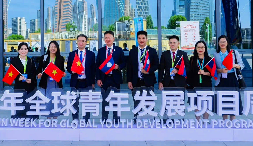 Anh Nguyễn Tường Lâm tham gia Diễn đàn Phát triển thanh niên thế giới tại Trung Quốc Anh Nguyễn Tường Lâm tham gia Diễn đàn Phát triển thanh niên thế giới tại Trung Quốc