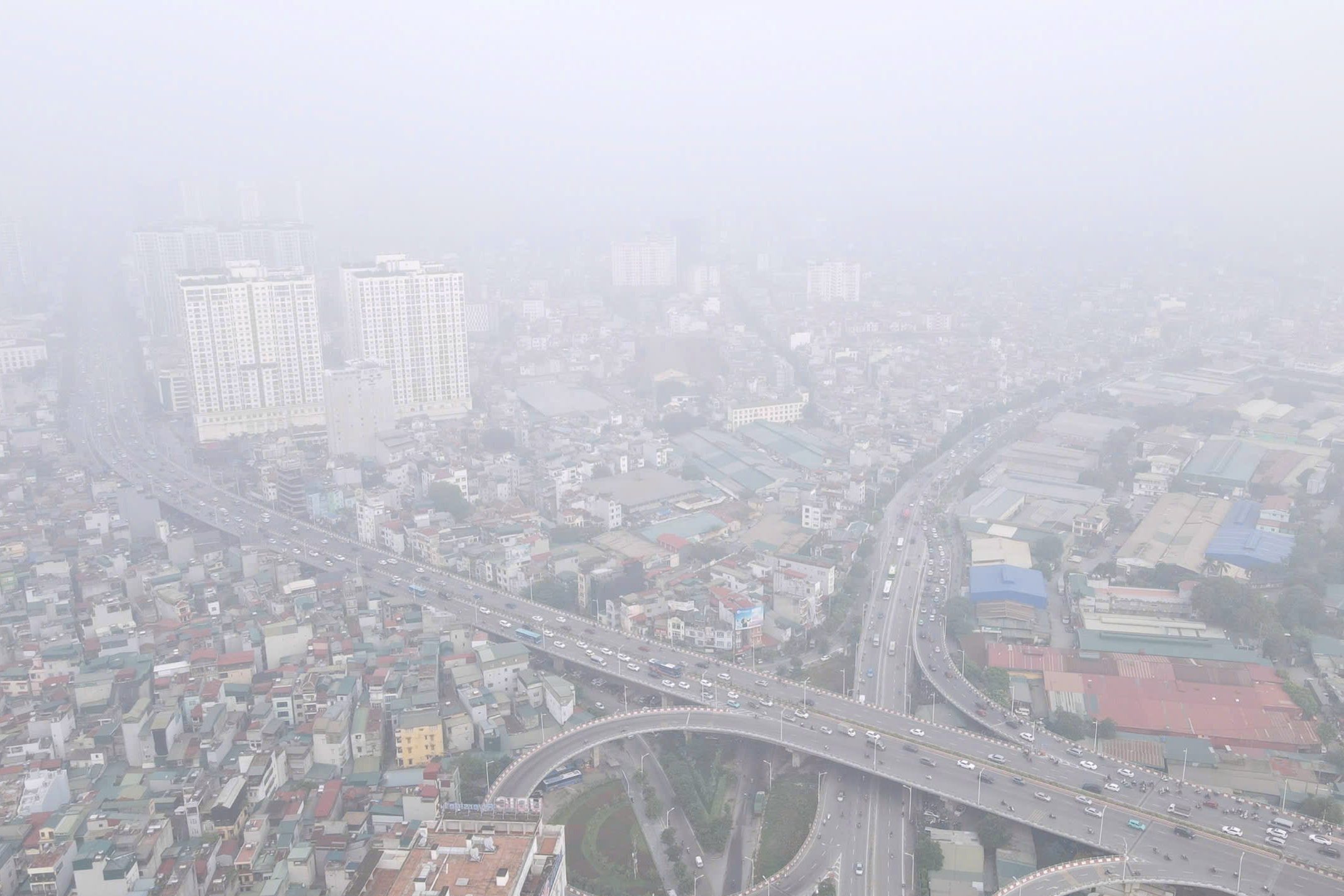 Hôm nay, Hà Nội có lúc đứng đầu thế giới về ô nhiễm không khí - Ảnh 1.
