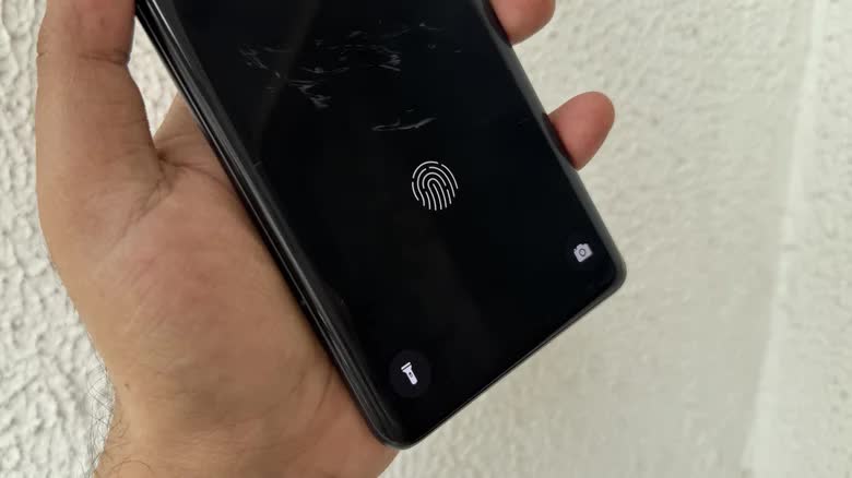 Các xu hướng chết yểu hoặc ám ảnh ngành smartphone trong thập kỷ qua - Ảnh 3.