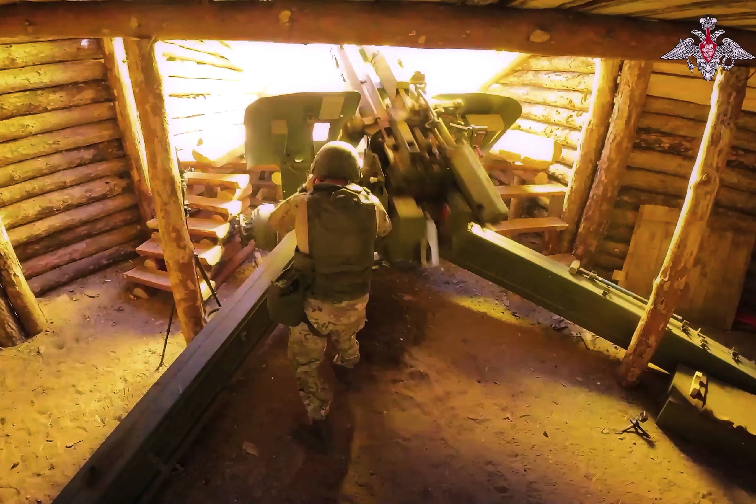 Chiến sự Ukraine ngày 1.239: Đợt tấn công bắt đầu chuỗi ngày lo lắng của Kyiv - Ảnh 2.