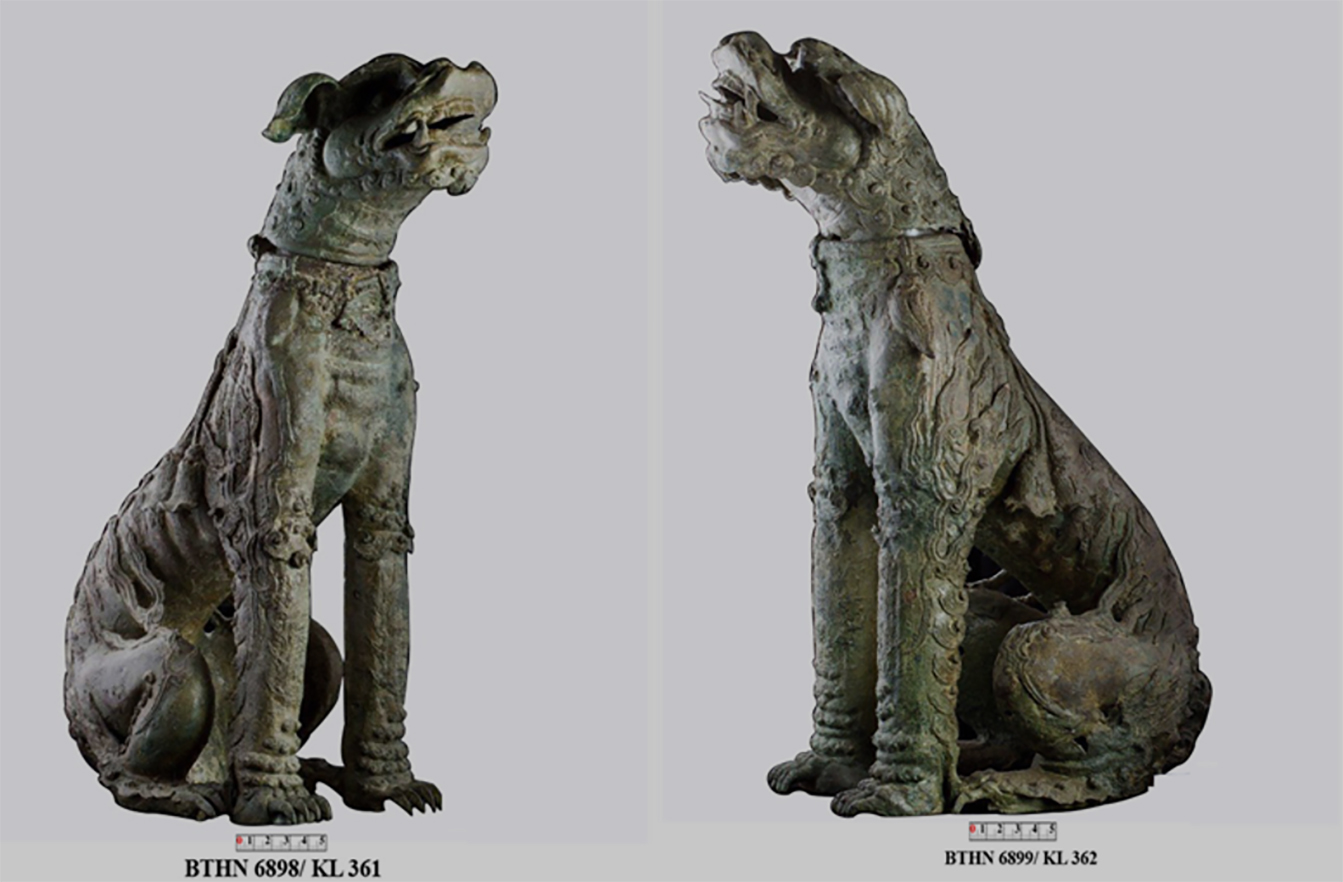 ຊັບສົມບັດຂອງຊາດທີ່ເປັນເອກະລັກ: ເອກະລັກທອງເຫລືອງອັນງົດງາມຄູ່ໜຶ່ງທີ່ມີຫາງທີ່ຂາດຫາຍໄປຈາກສະໄໝລາຊະວົງ ເລຕໍ່ມາ - ຮູບ 1. Độc lạ bảo vật quốc gia: Đôi nghê đồng mất đuôi tinh xảo thời Lê Trung Hưng- Ảnh 1.