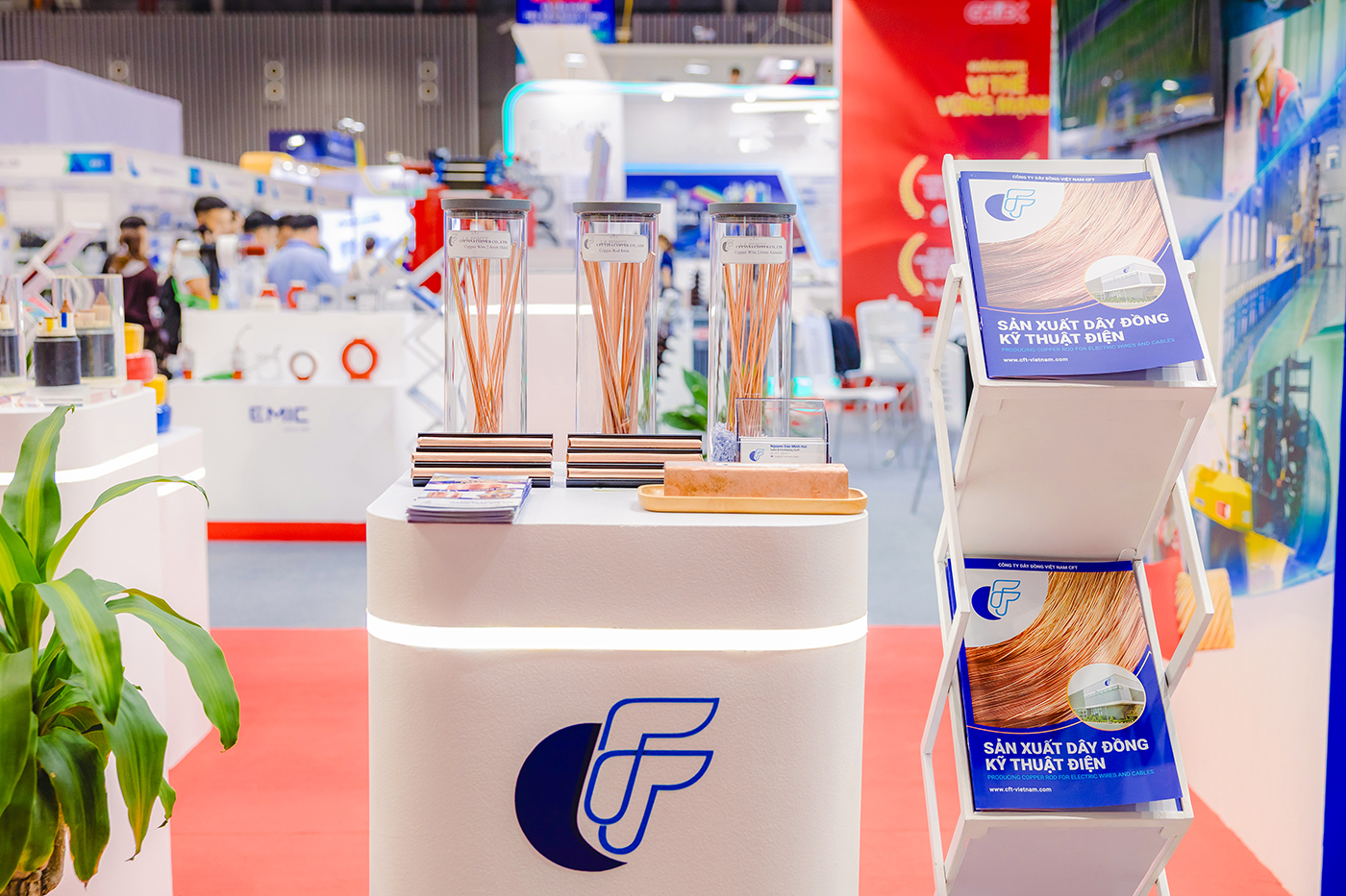 GELEX Electric ghi dấu ấn mạnh mẽ tại triển lãm ngành điện hàng đầu Việt Nam 2025- Ảnh 3. GELEX Electric ghi dấu ấn mạnh mẽ tại triển lãm ngành điện hàng đầu Việt Nam 2025- Ảnh 3.