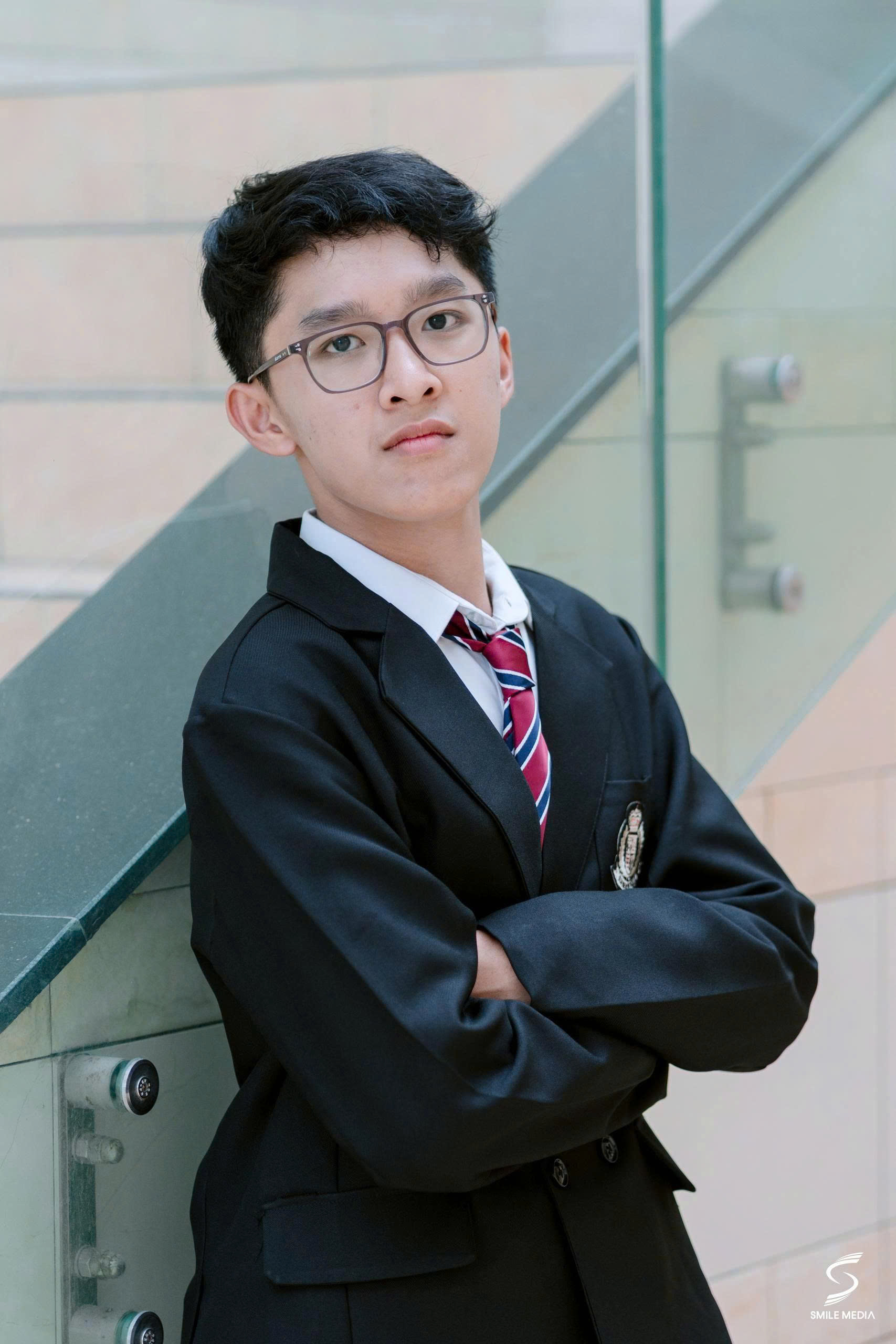 '2 hemligheter' hjälper manlig student att uppnå valbetyg i Can Tho - Foto 1. ‘2 bí quyết’ giúp nam sinh đạt điểm thủ khoa ở Cần Thơ- Ảnh 1.