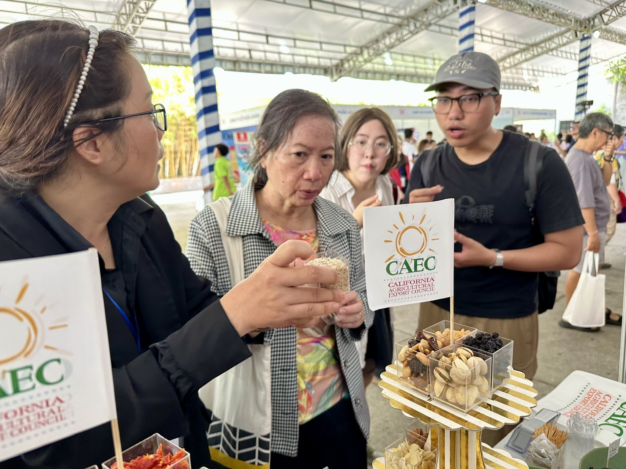 Người dân TP.HCM hào hứng trải nghiệm... Mỹ vị - Ảnh 6.