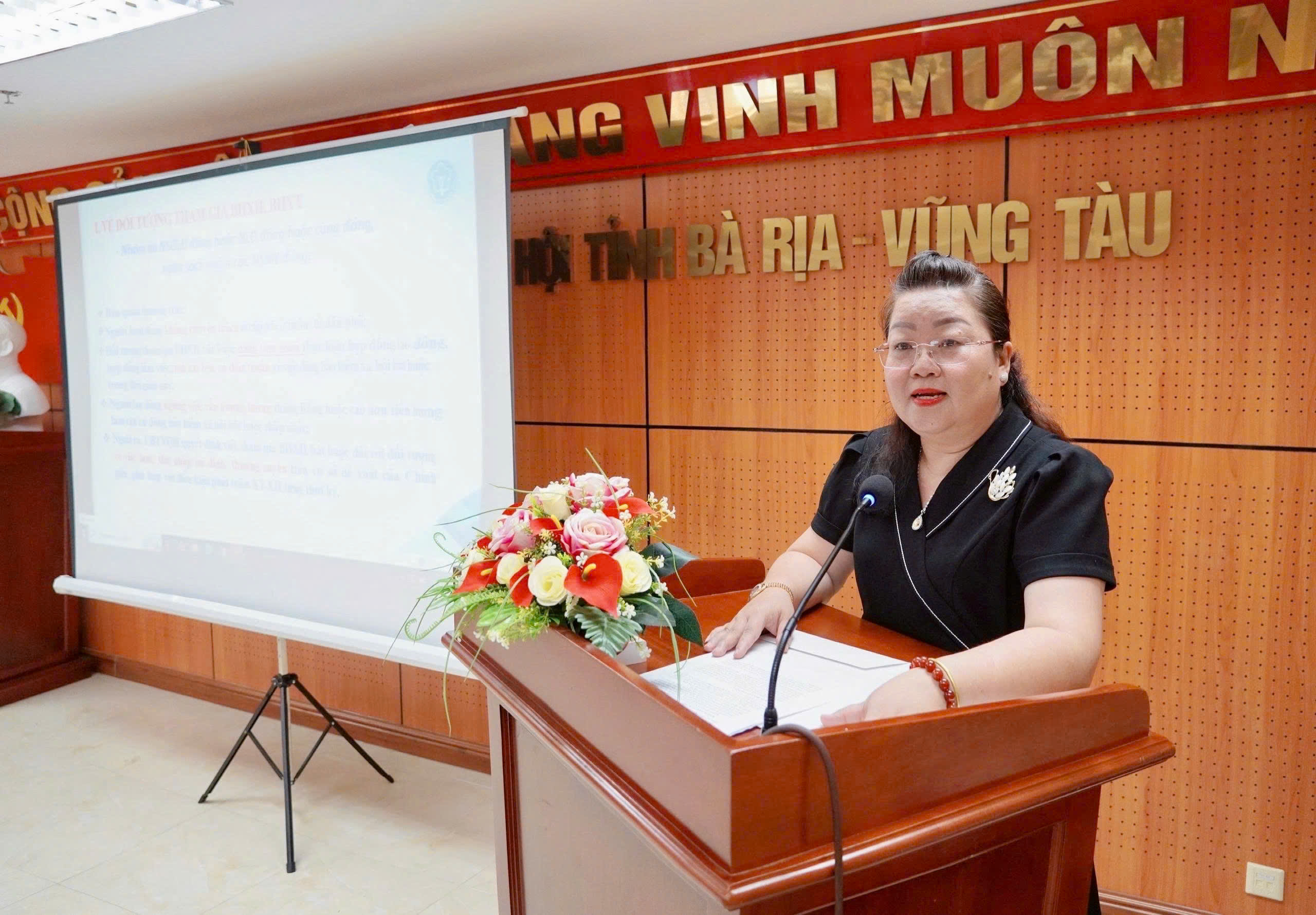 BHXH TP.HCM nói gì trong 3 cuộc đối thoại với 500 doanh nghiệp nợ BHXH?- Ảnh 1. BHXH TP.HCM nói gì trong 3 cuộc đối thoại với 500 doanh nghiệp nợ BHXH?- Ảnh 1.