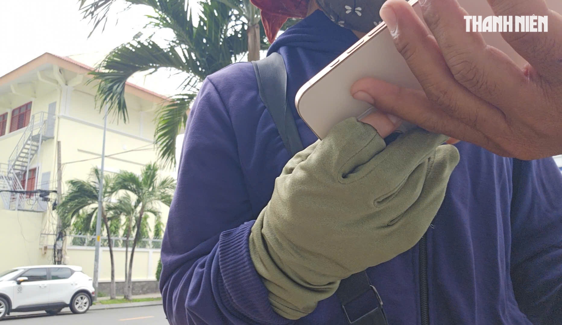 Cần dẹp nạn bán điện thoại 'iPhone' giả quanh các bệnh viện lớn ở TP.HCM- Ảnh 4.