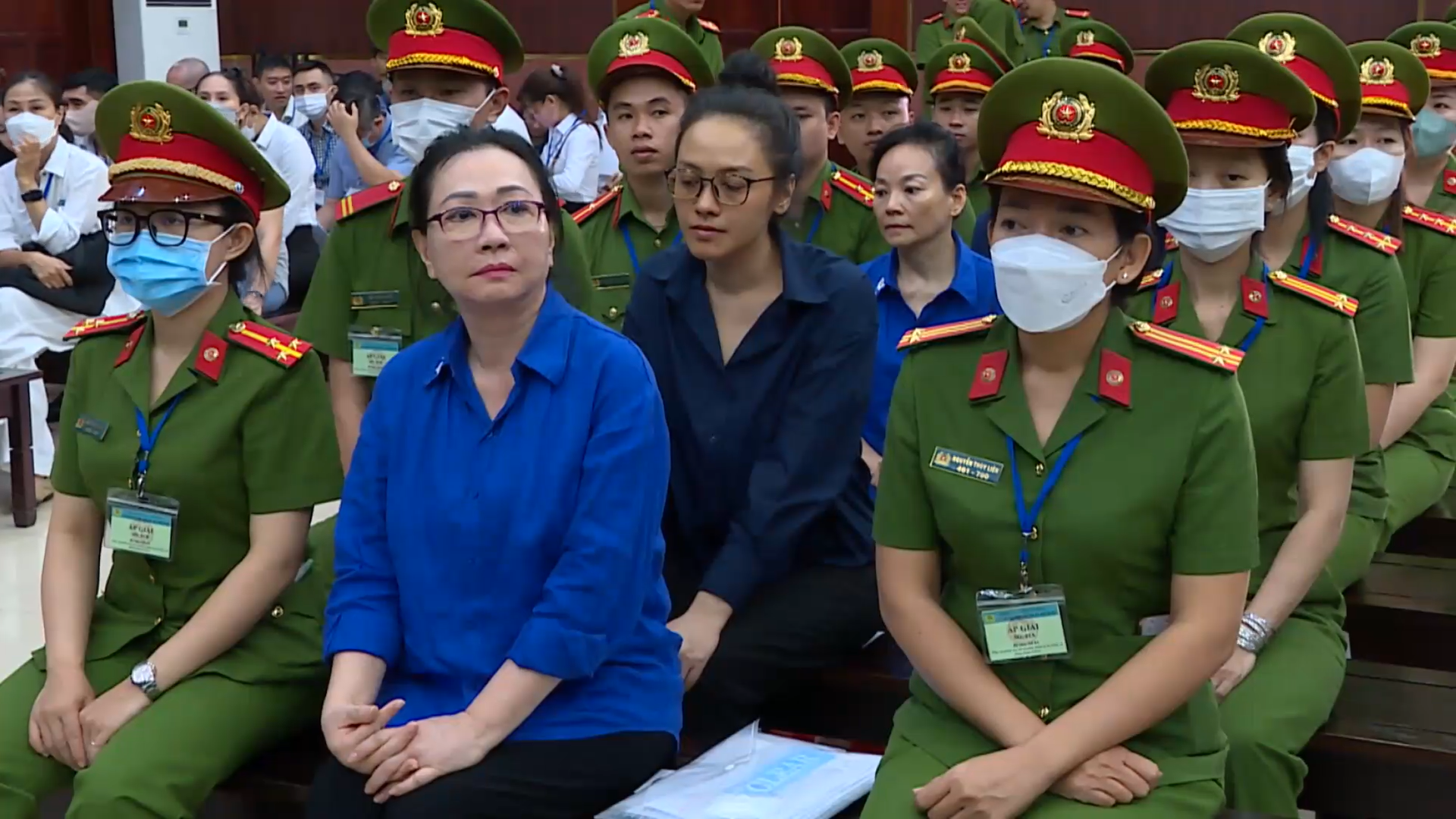 Trương Mỹ Lan có cơ hội thoát án tử hình nhờ luật bãi bỏ hình phạt mới? - Ảnh 2. Trương Mỹ Lan có cơ hội thoát án tử hình nhờ luật bãi bỏ hình phạt mới? - Ảnh 2.