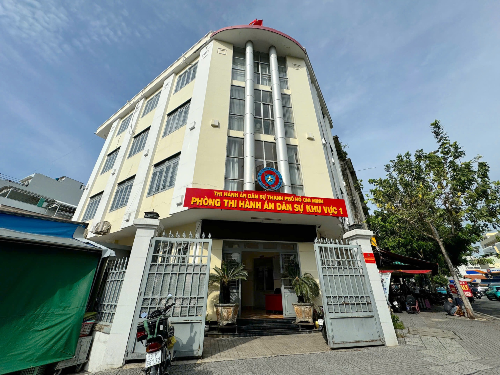 Thẩm quyền Thi hành án dân sự TP.HCM và 19 phòng khu vực, khác nhau thế nào? - Ảnh 1.