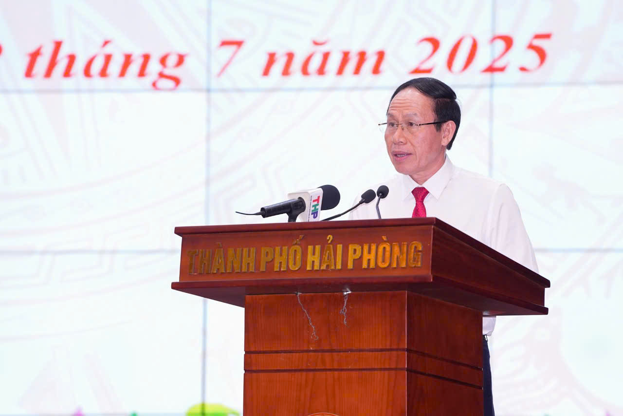 Bí thư TP.Hải Phòng: 'Đừng để suy nghĩ cục bộ làm lu mờ trách nhiệm chung'- Ảnh 2.