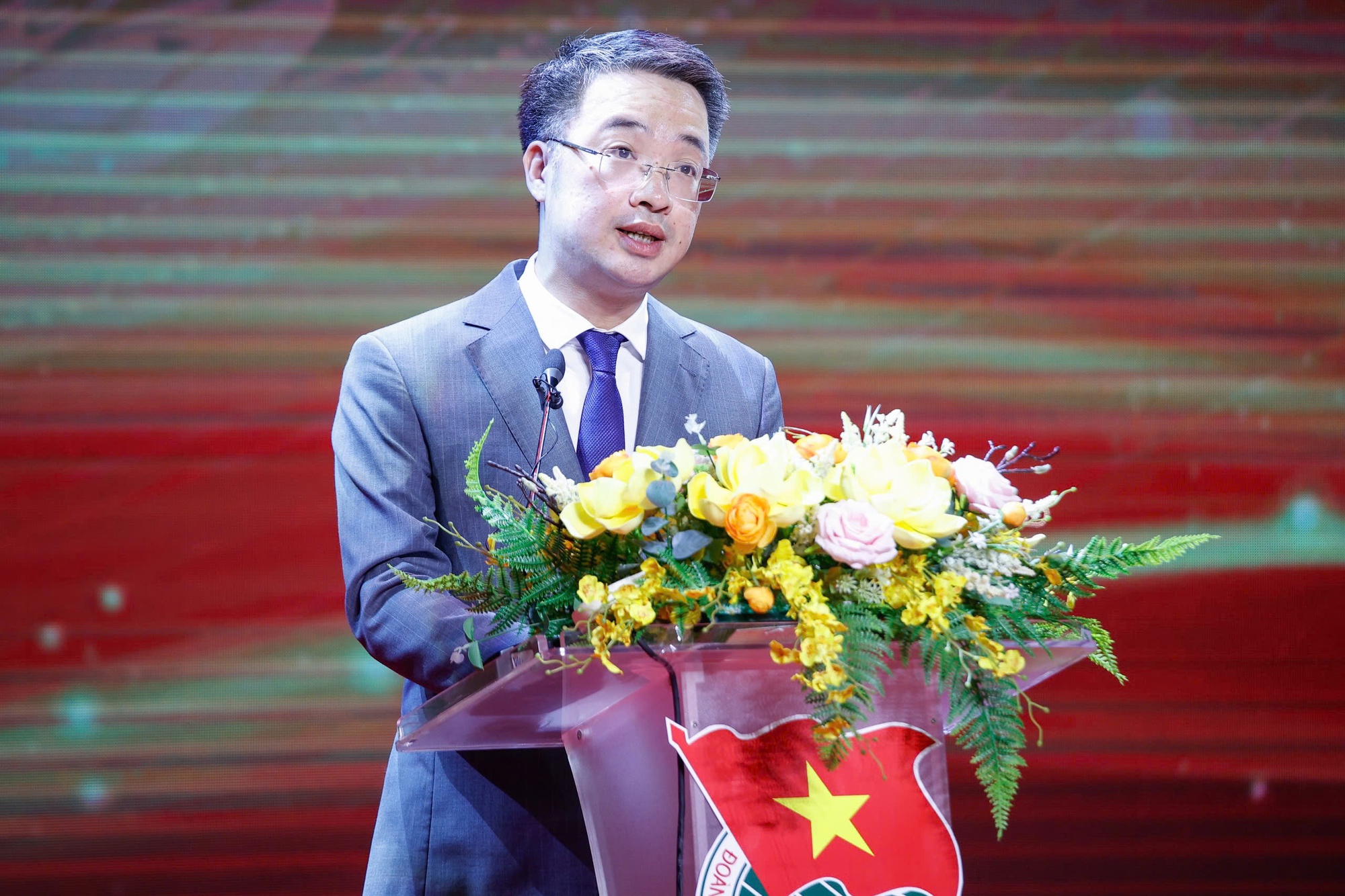 Lực lượng chiến lược kiến tạo tương lai đất nước- Ảnh 3. Lực lượng chiến lược kiến tạo tương lai đất nước- Ảnh 3.