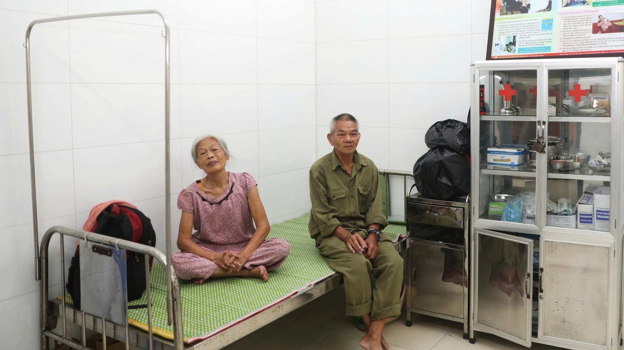 Sơ tán khẩn cấp hơn 1 . 000 Người dân ở Ninh Bình trước bão số 3 - Ảnh 3. Sơ tán khẩn cấp hơn 1 . 000 Người dân ở Ninh Bình trước bão số 3 - Ảnh 3.