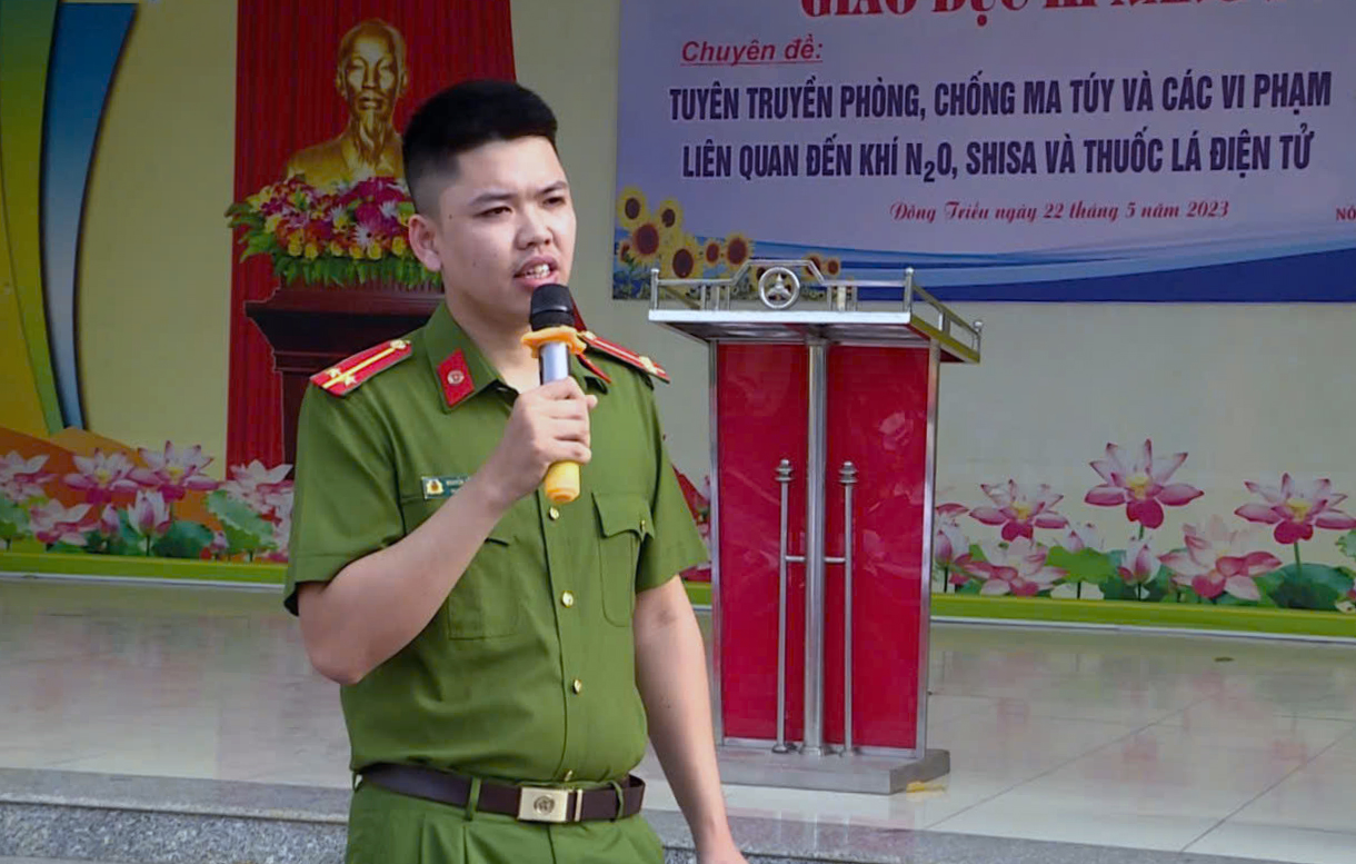 Hy sinh vì bình yên cuộc sống: Cuộc chiến không khoan nhượng với tội phạm ma túy - Ảnh 2. Hy sinh vì bình yên cuộc sống: Cuộc chiến không khoan nhượng với tội phạm ma túy - Ảnh 2.