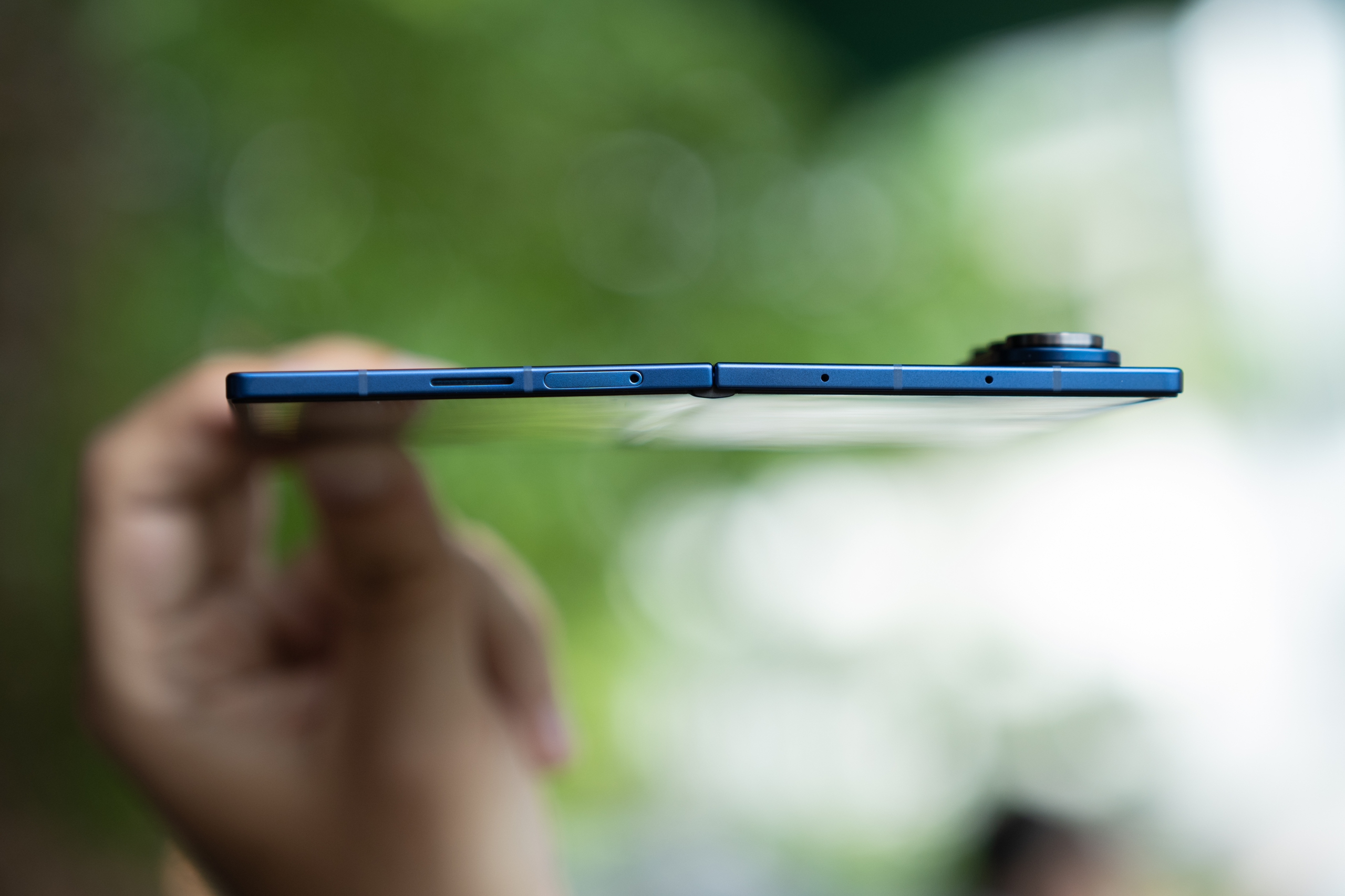 Galaxy Z Fold7: Mỏng hơn để làm được nhiều hơn - Ảnh 1.