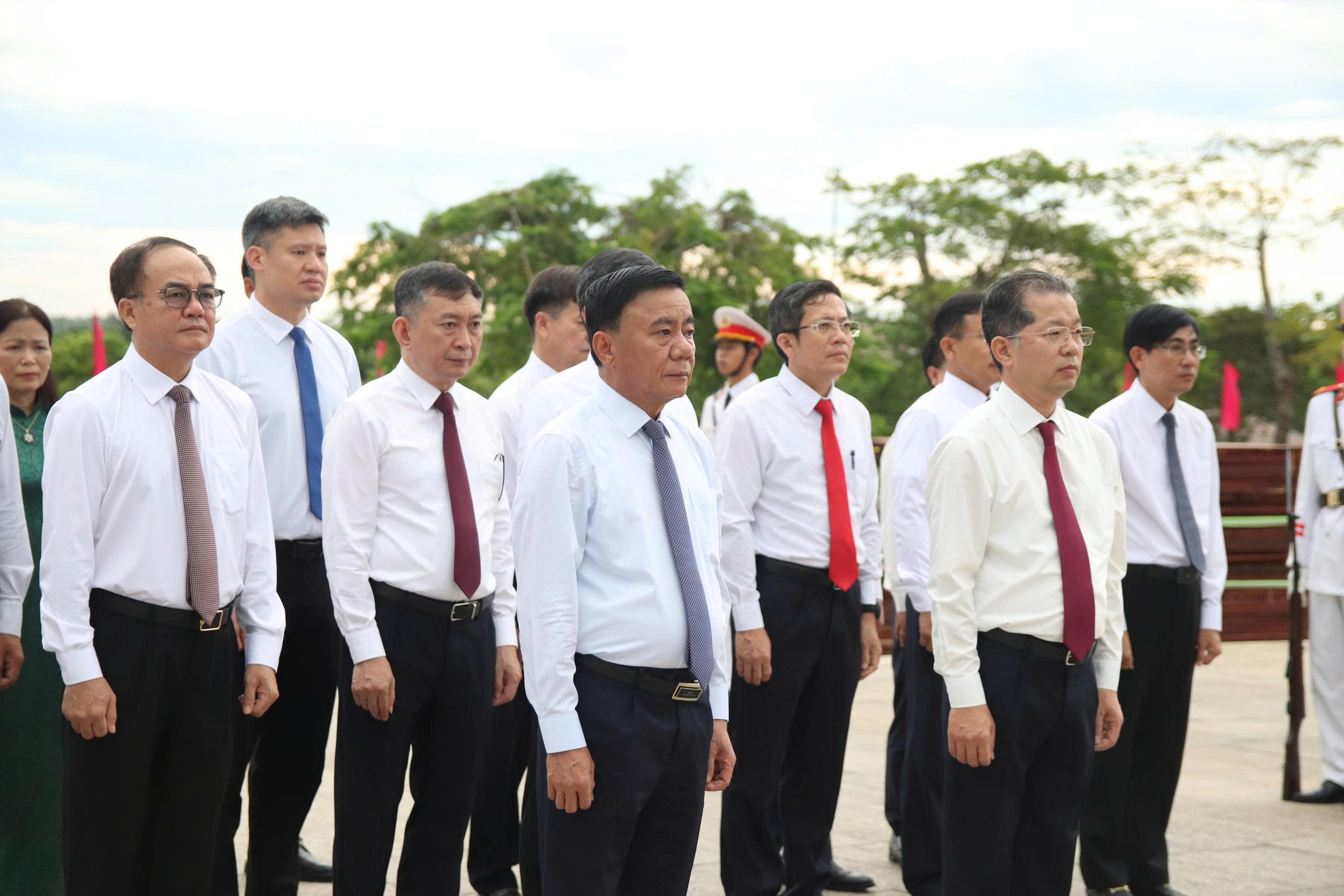 'Đổi mới tư duy quản lý theo hướng 'chính quyền kiến tạo và chủ động phục vụ' - Ảnh 2. 'Đổi mới tư duy quản lý theo hướng 'chính quyền kiến tạo và chủ động phục vụ' - Ảnh 2.