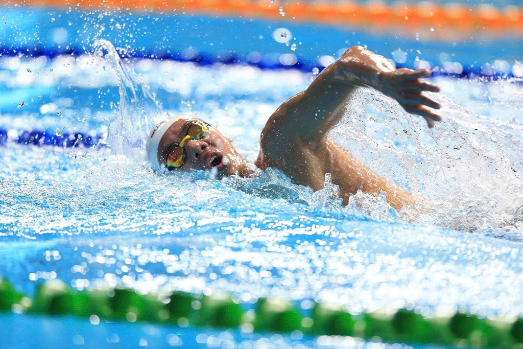 Aguardando nadador vietnamita fazer sucesso no campeonato mundial de natação - Foto 1. Chờ kình ngư Việt Nam đột phá ở giải vô địch bơi thế giới- Ảnh 1.