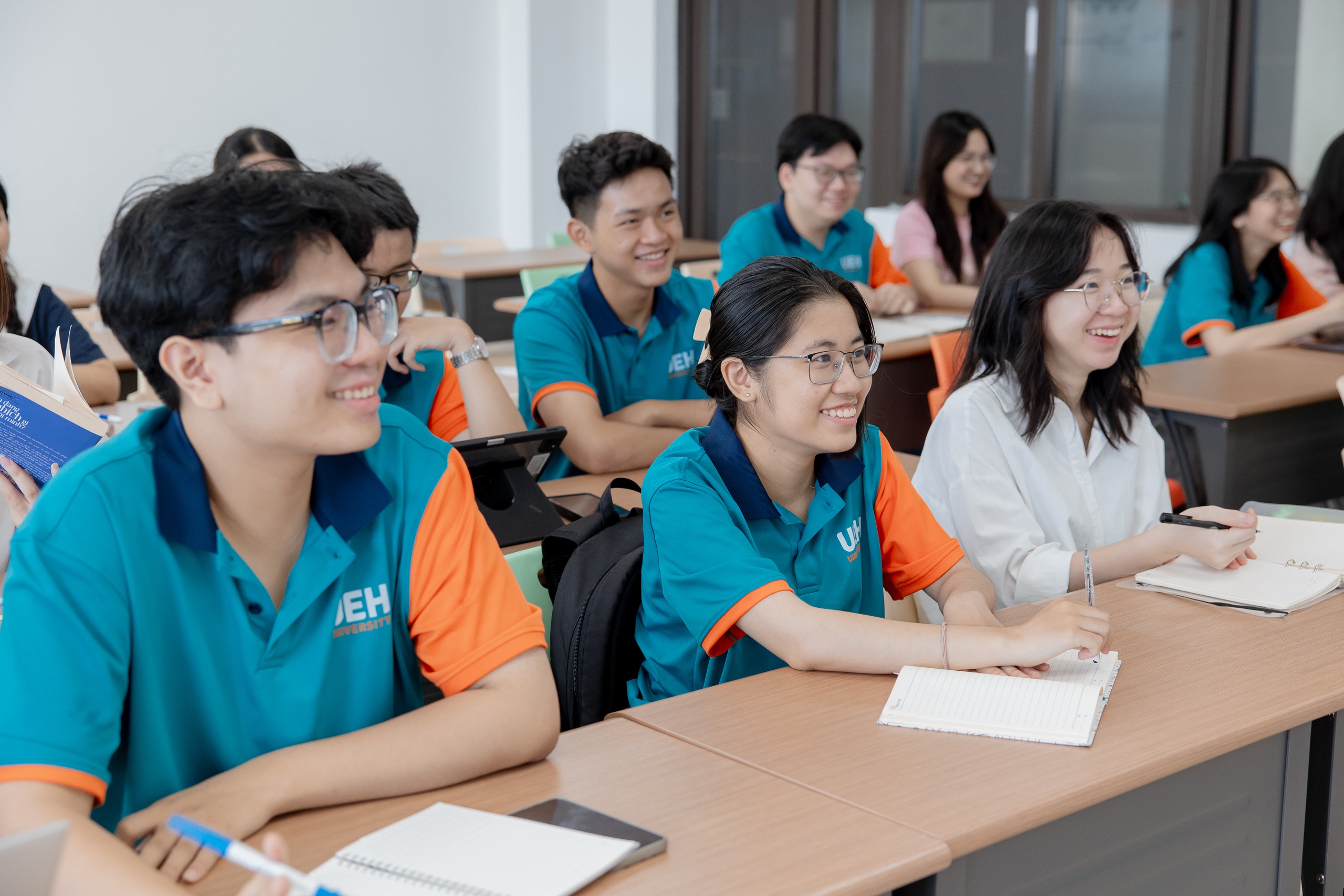 Học phí tín chỉ tại UEH: Hiểu đúng để lựa chọn đúng - Ảnh 2.