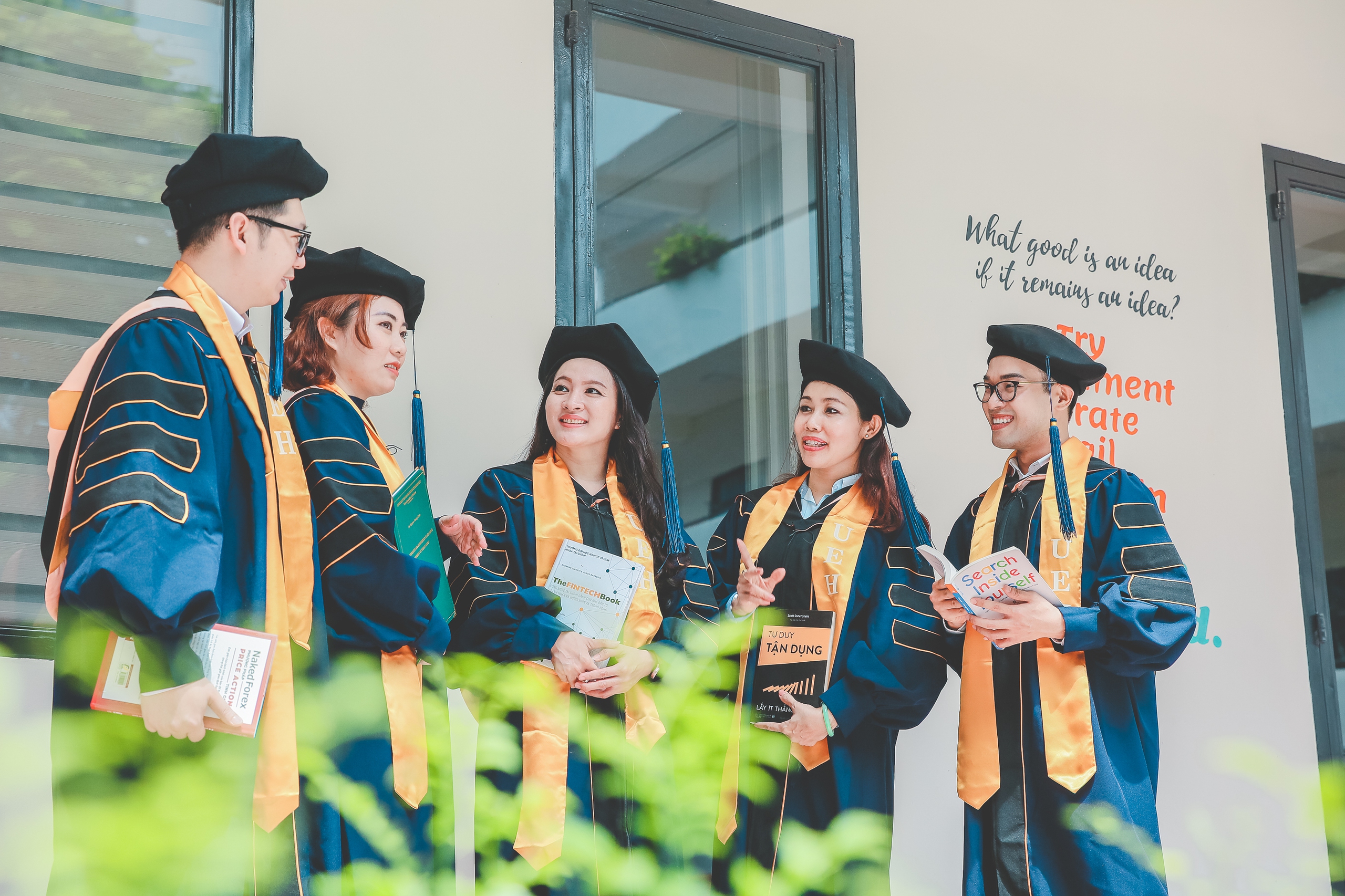 Nghiên cứu sinh toàn thời gian UEH: Không lo học phí và được trả lương- Ảnh 2. Nghiên cứu sinh toàn thời gian UEH: Không lo học phí và được trả lương- Ảnh 2.