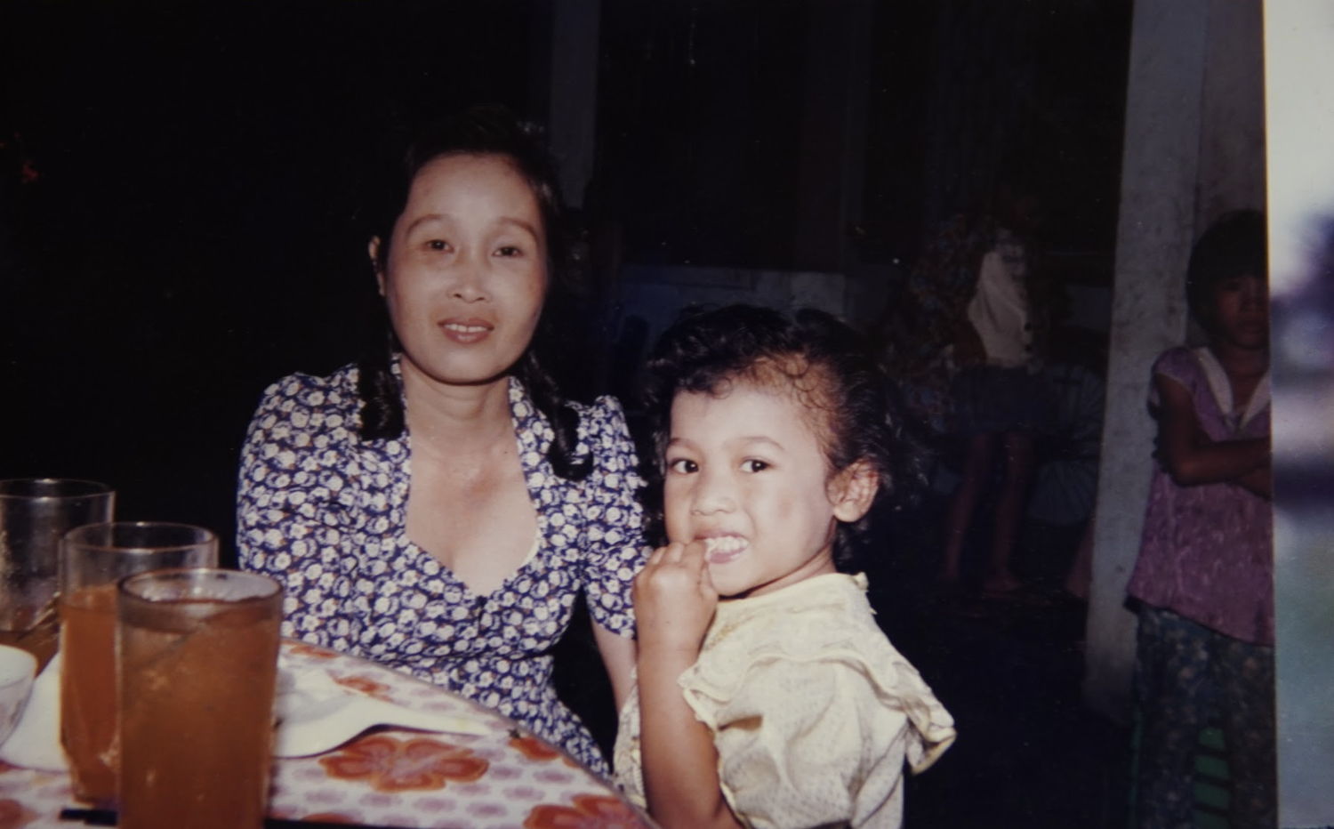 Người cha TP.HCM tìm mẹ ruột 'lai Mỹ' cho con gái nuôi: Mong 'châu về Hợp Phố' - Ảnh 8.