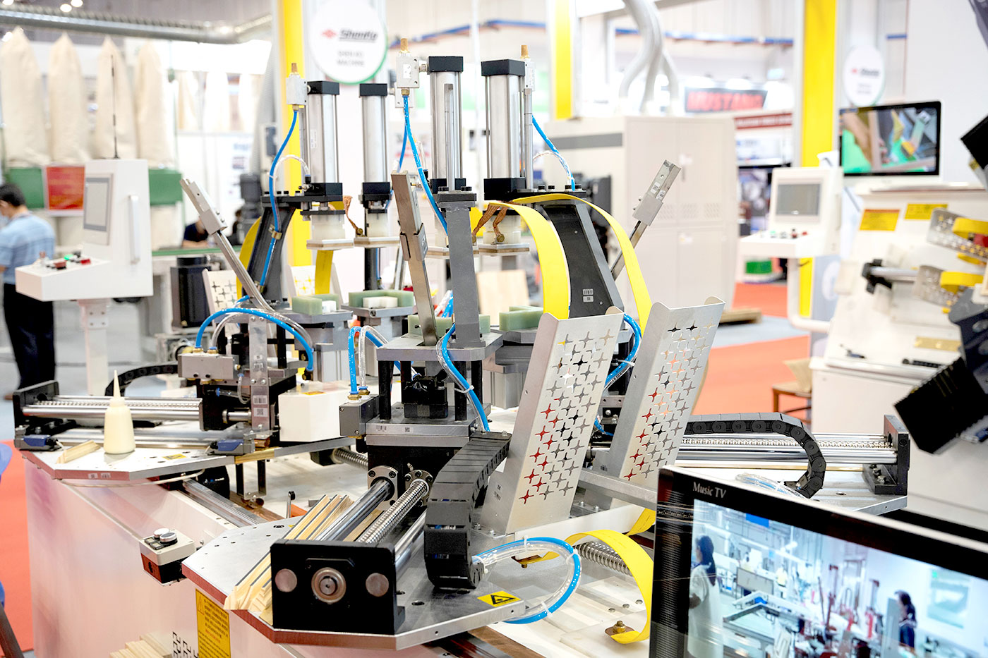 Hơn 1.000 gian hàng trong nước và quốc tế tham dự BIFA WOOD VIỆT NAM 2025- Ảnh 2.