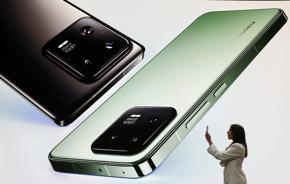 Những lời mời chào tránh quan tâm mỗi khi mua smartphone mới - Ảnh 1.