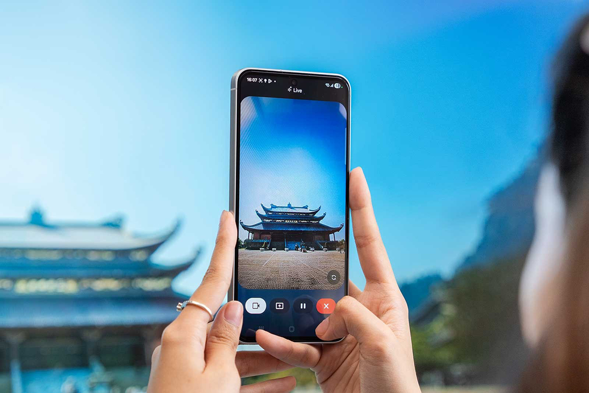 Phong cách và công nghệ thời thượng cùng lên ngôi với Galaxy A56 5G Màu hồng mới - Ảnh 6. Phong cách và công nghệ thời thượng cùng lên ngôi với Galaxy A56 5G Màu hồng mới - Ảnh 6.