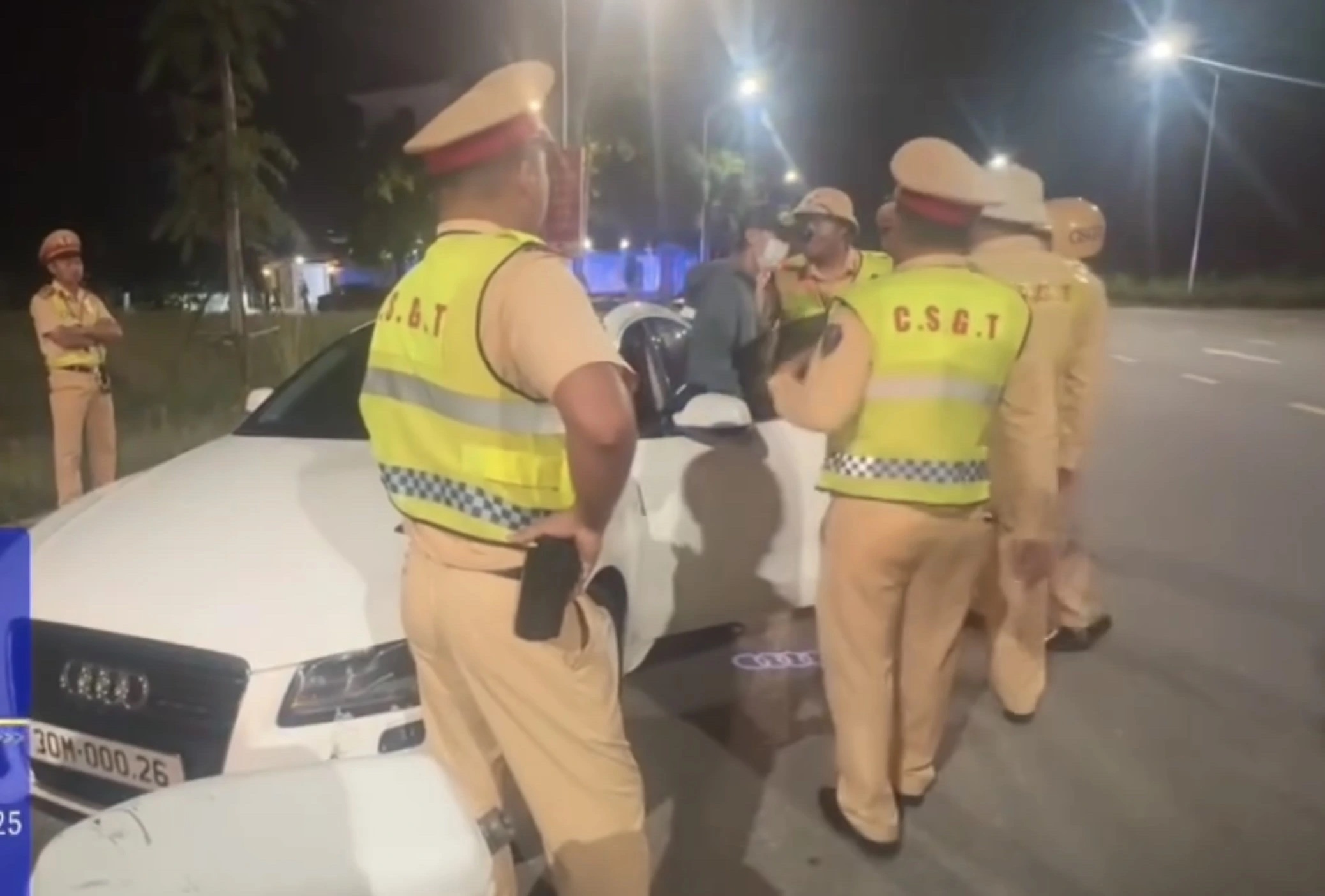 Tai tiếng của Bình Gold dương tính với ma túy, lái Audi lạng lách trên cao tốc - Ảnh 2.