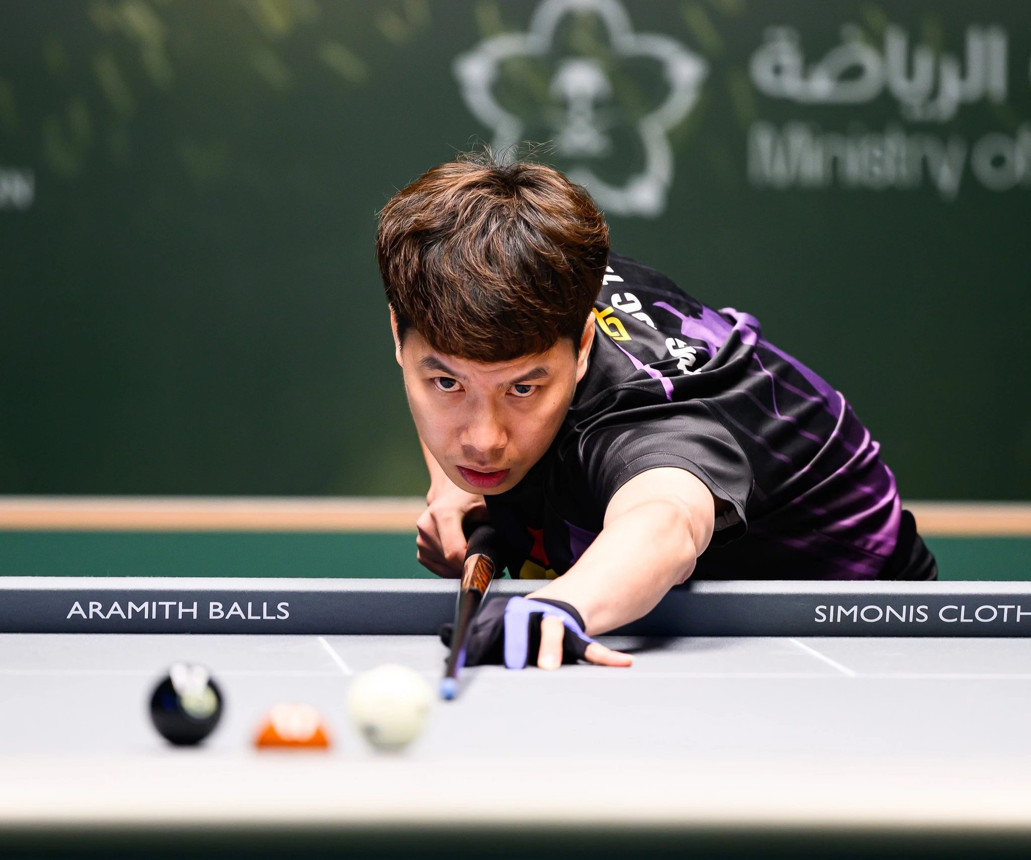 قسمت کا ڈھیر، ہوانگ ساؤ نے پولش چیمپئن کو شکست دی: سیدھے راؤنڈ 32 تک - تصویر 2۔ Duyên nợ chồng chất, Hoàng Sao hạ nhà vô địch Ba Lan: Thẳng tiến vòng 32- Ảnh 2.