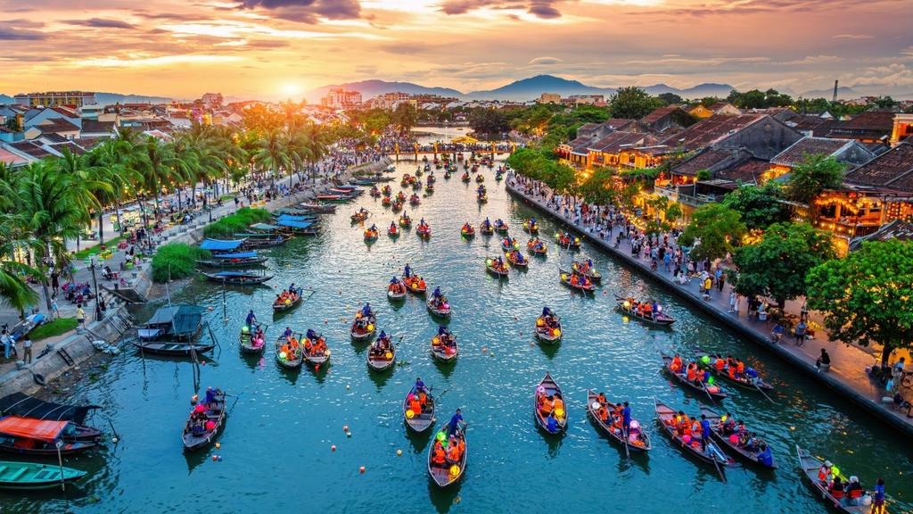 Du khách 18 năm thăm Việt Nam 19 lần và đây là những chia sẻ từ đáy lòng- Ảnh 1. Du khách 18 năm thăm Việt Nam 19 lần và đây là những chia sẻ từ đáy lòng- Ảnh 1.