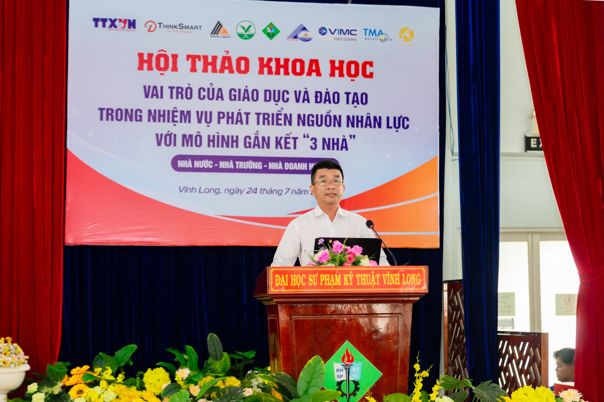 Giải pháp gắn kết nhà trường, nhà nước và doanh nghiệp - Ảnh 2.