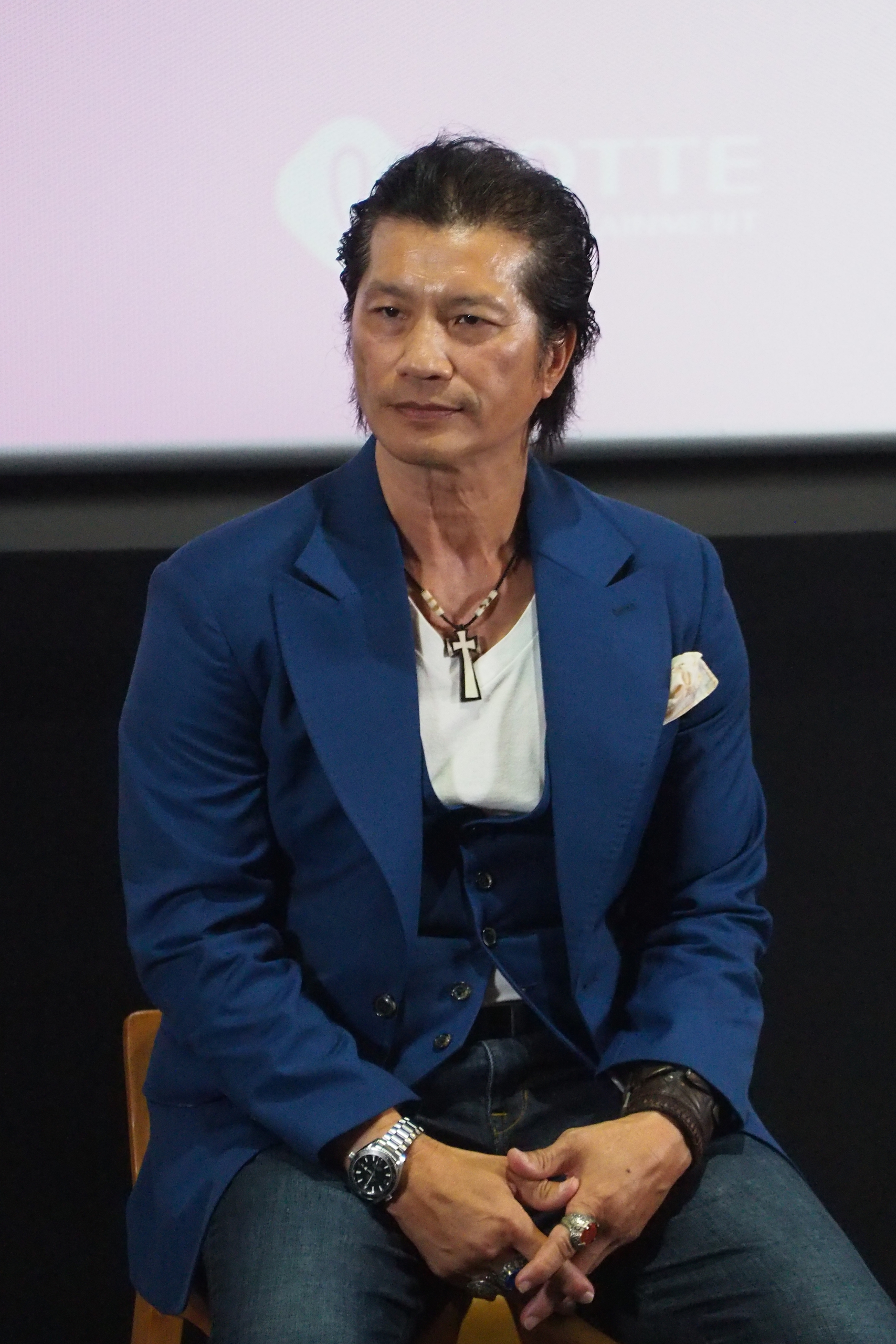 Dustin Nguyễn và Jun Vũ trở lại màn bạc với ‘Song hỷ lâm nguy’- Ảnh 3. Dustin Nguyễn và Jun Vũ trở lại màn bạc với ‘Song hỷ lâm nguy’- Ảnh 3.