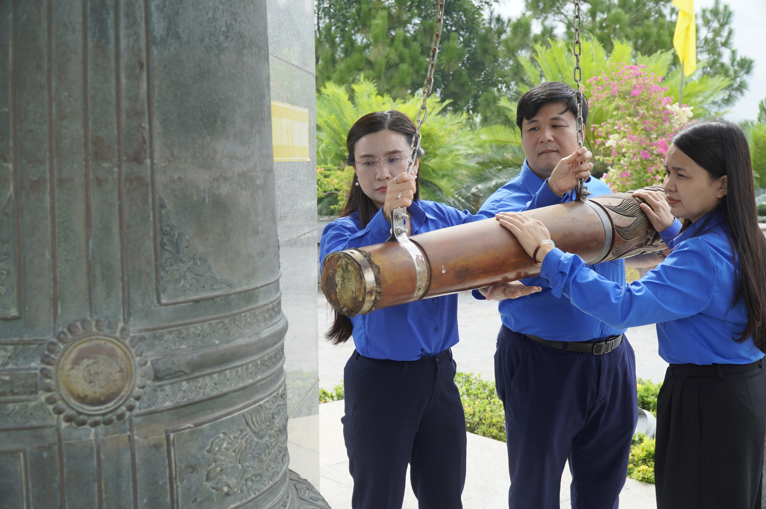 Tuổi trẻ hướng về địa chỉ đỏ, lan tỏa tinh thần cống hiến và sẻ chia - Ảnh 5.