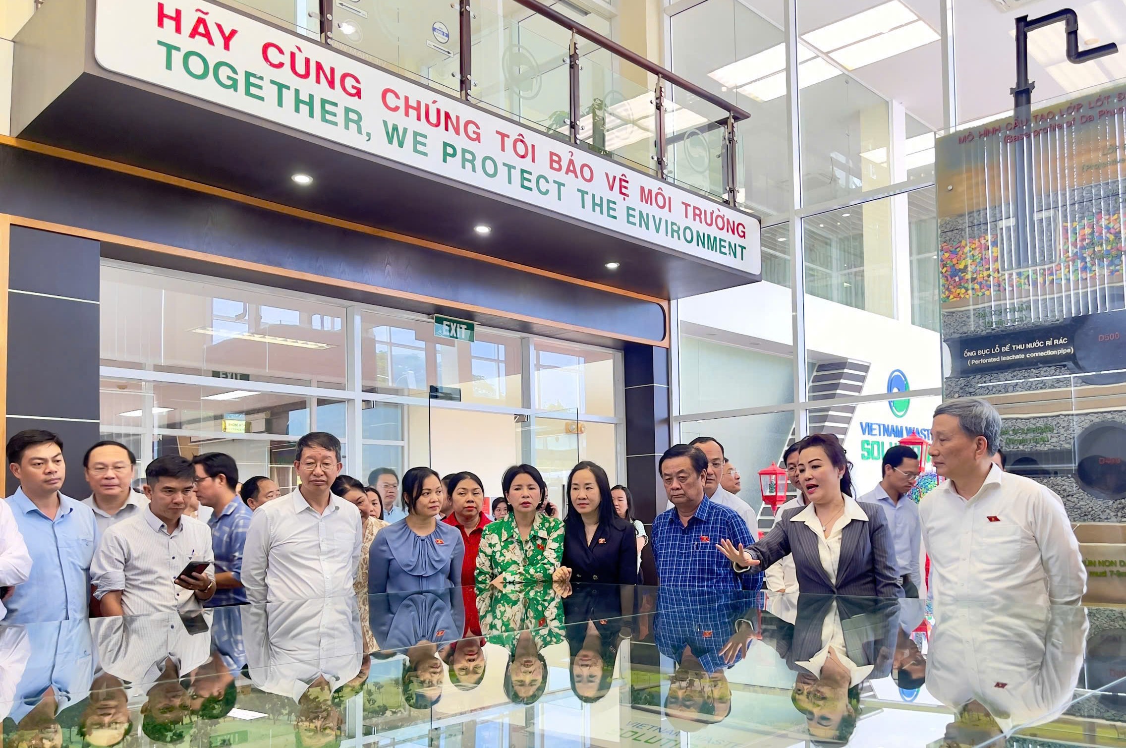 Kiến nghị Đoàn giám sát Quốc hội tháo gỡ vướng mắc về xử lý chất thải- Ảnh 1. Kiến nghị Đoàn giám sát Quốc hội tháo gỡ vướng mắc về xử lý chất thải- Ảnh 1.