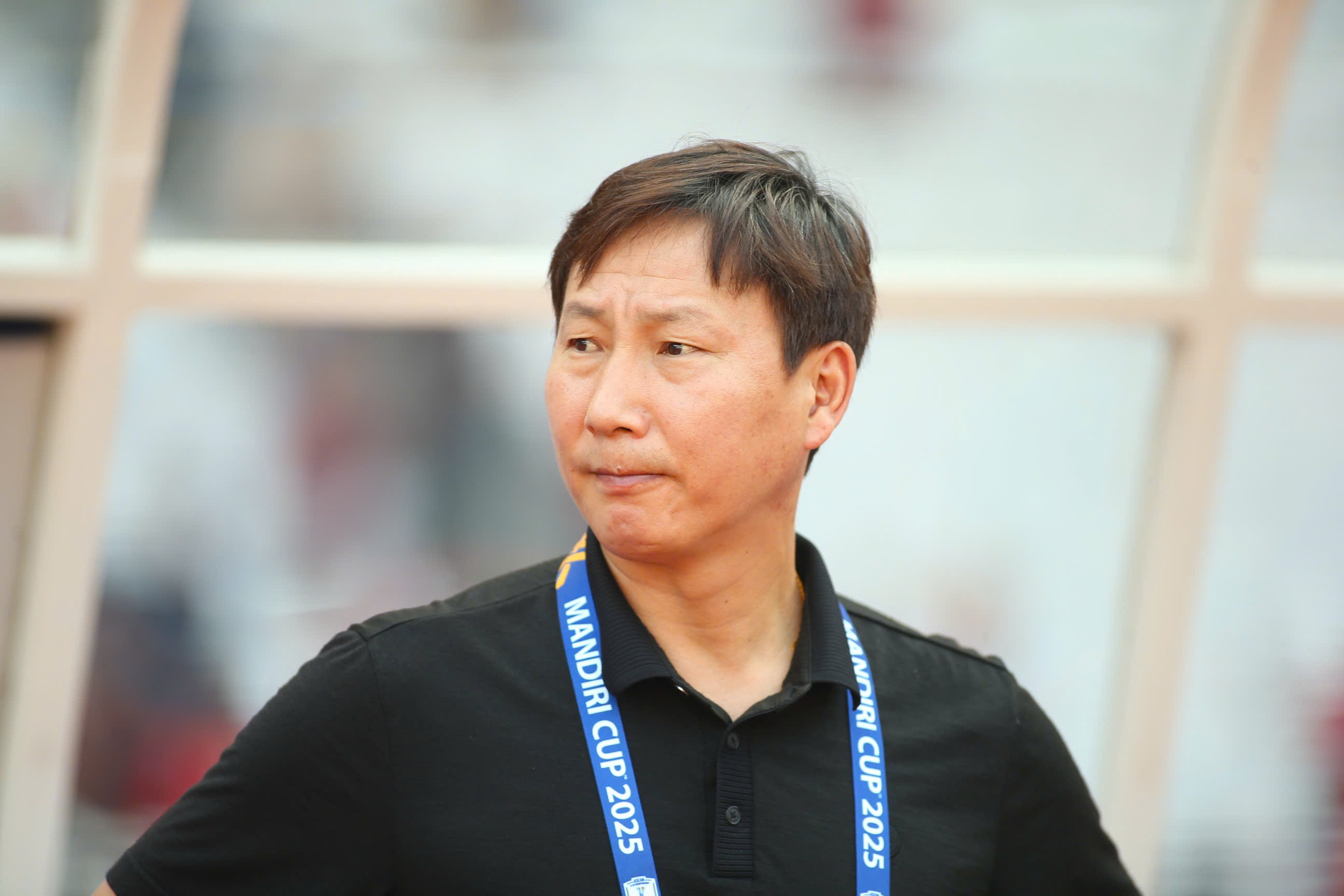 Van Truong elismerte, hogy az U23-as vietnámi válogatottnak nincs igazi gólkirálya, Kim edzőnek pedig különleges akciója van - 1. kép Văn Trường thừa nhận U.23 Việt Nam thiếu cây săn bàn thực thụ, thầy Kim có hành động đặc biệt- Ảnh 1.