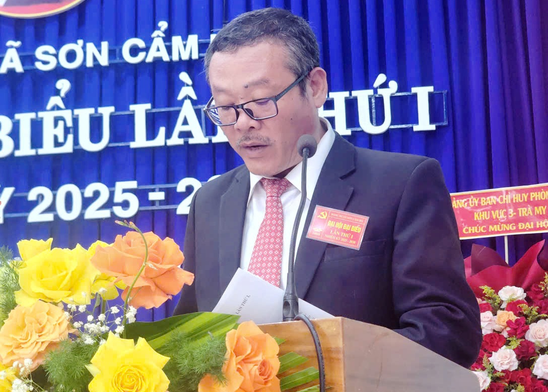 Đà Nẵng: Ông Trầm Quế Hương giữ chức Bí thư Đảng ủy xã Sơn Cẩm Hà- Ảnh 1. Đà Nẵng: Ông Trầm Quế Hương giữ chức Bí thư Đảng ủy xã Sơn Cẩm Hà- Ảnh 1.