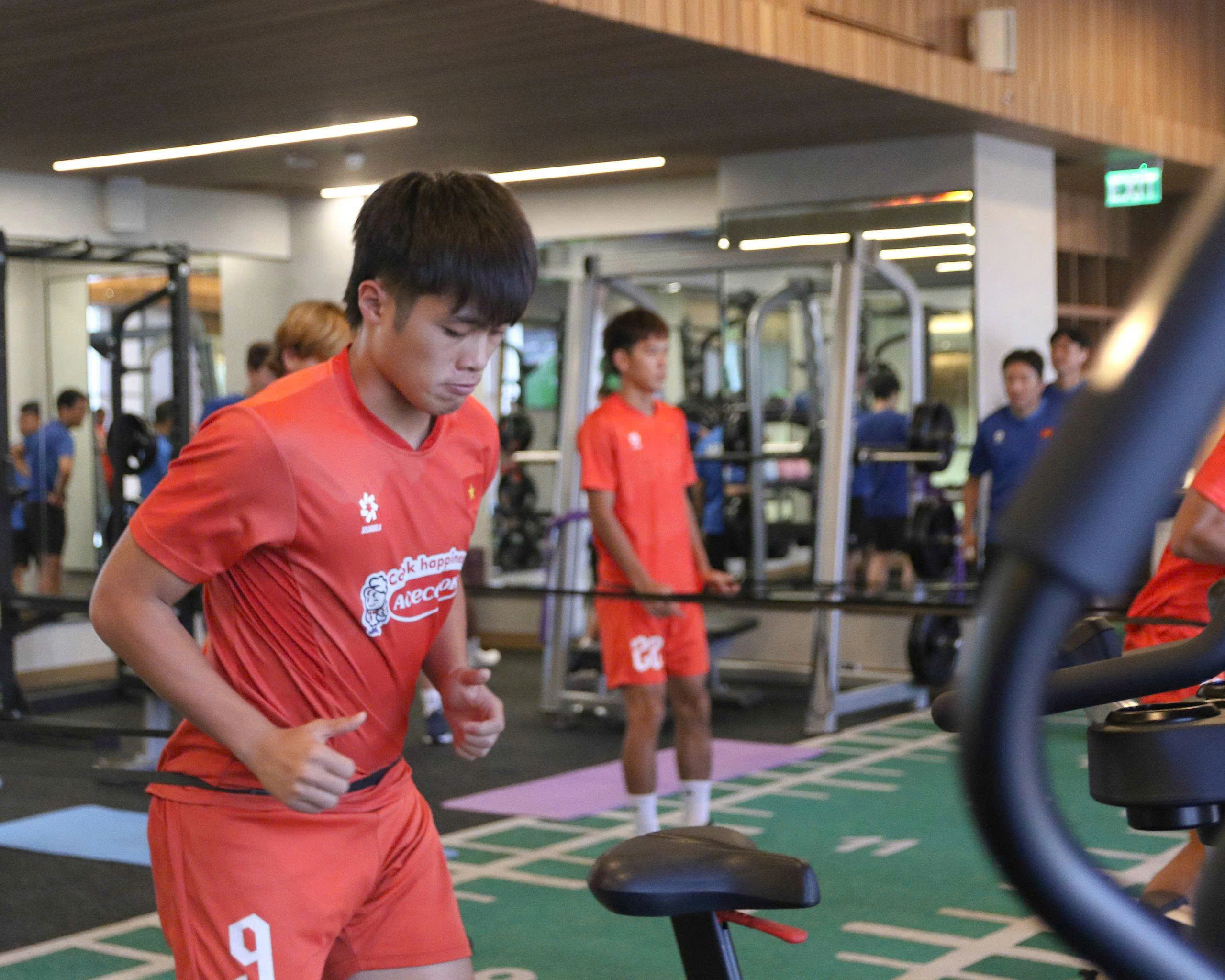 U.23 Việt Nam ‘cực khỏe’ trước trận đại chiến, sẵn sàng cả trí và lực đánh bại Indonesia- Ảnh 2. U.23 Việt Nam ‘cực khỏe’ trước trận đại chiến, sẵn sàng cả trí và lực đánh bại Indonesia- Ảnh 2.