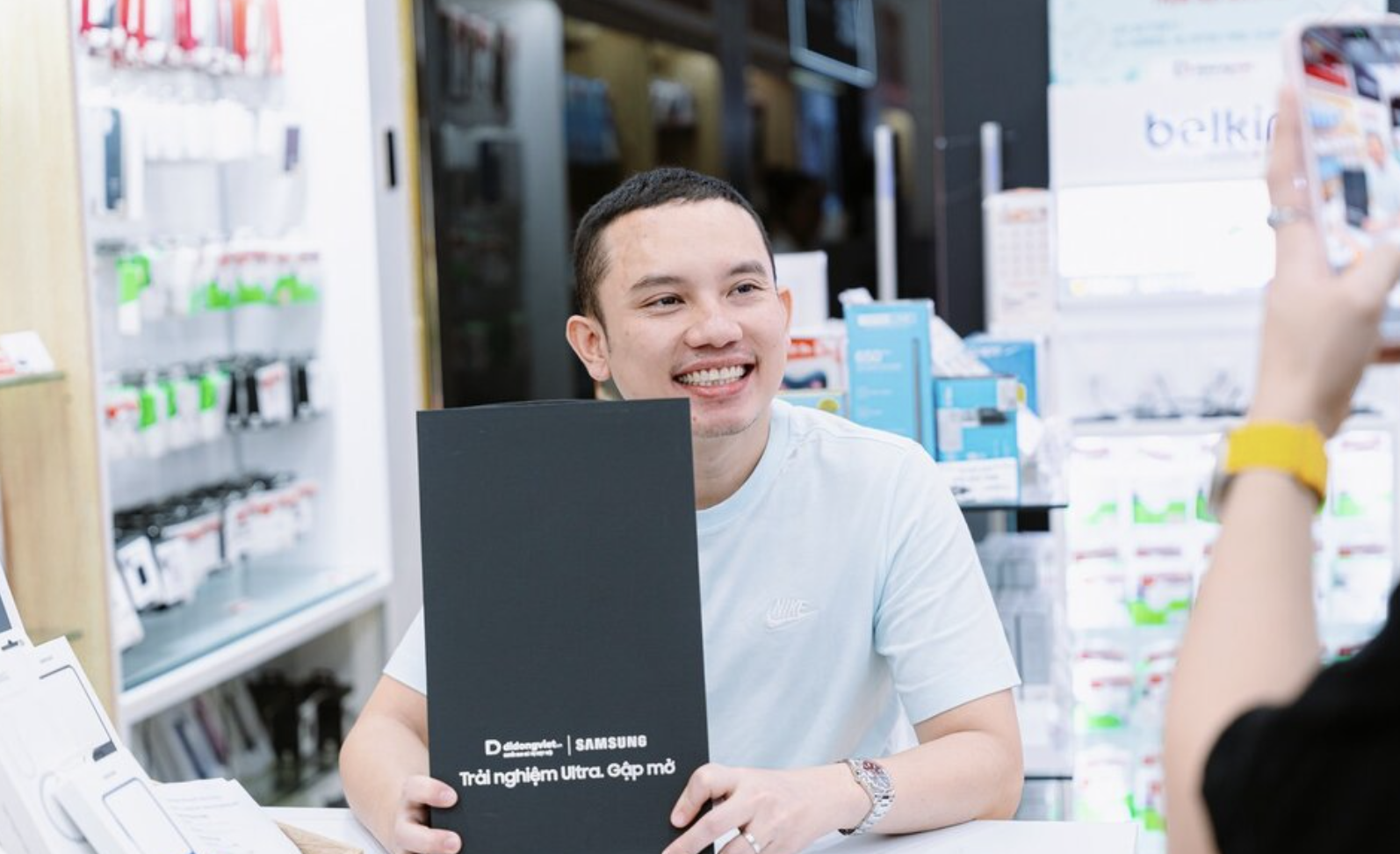 Galaxy Z Fold7 và Z Flip7 chính thức được mở bán tại Việt Nam - Ảnh 2.