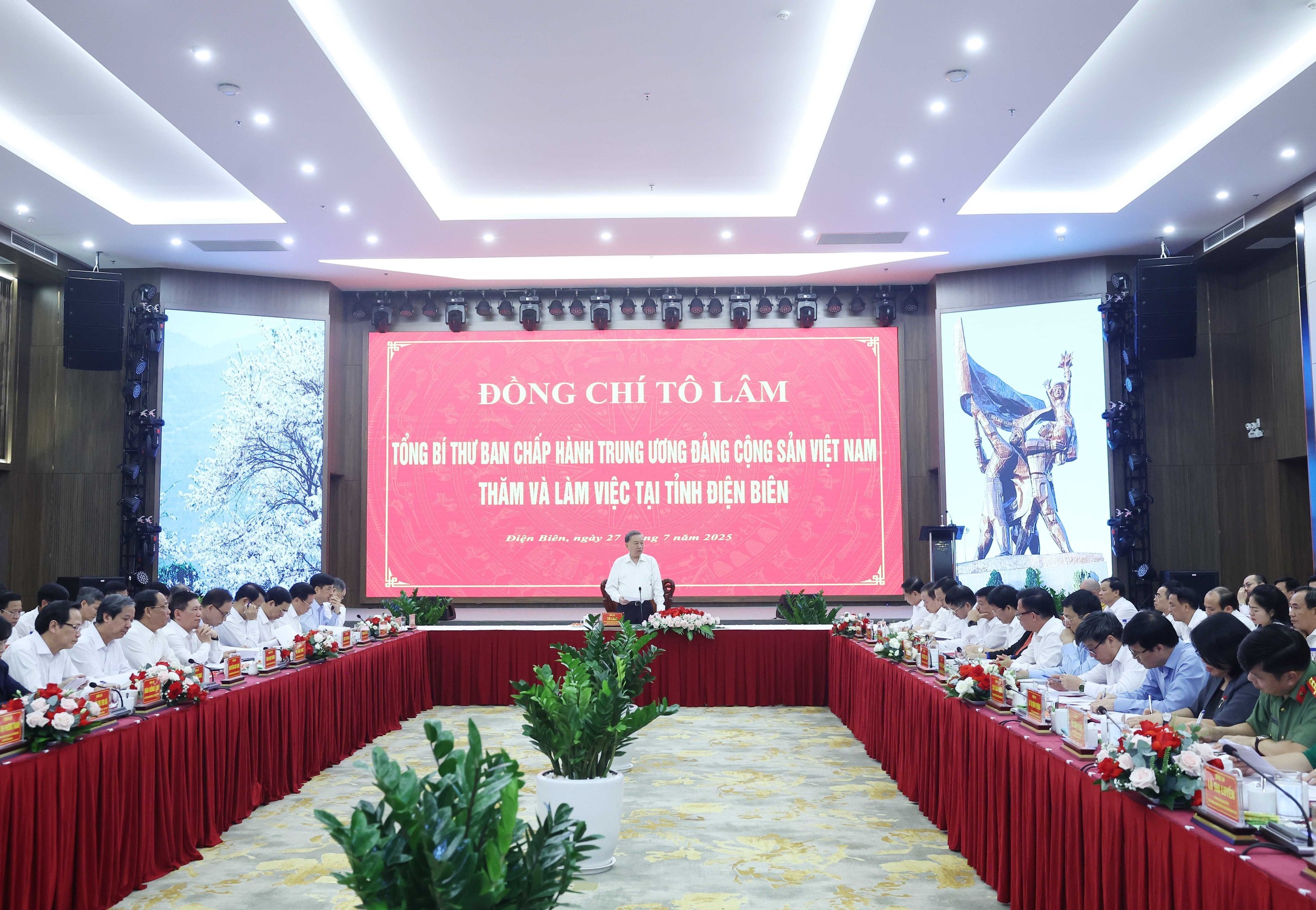Tổng Bí thư: 'Hơn lúc nào hết cần Điện Biên biết mơ lớn, dám hành động lớn'- Ảnh 2.