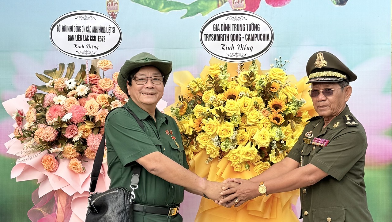 Hành trình cảm động của bác sĩ Nguyễn Văn Xáng từ thương binh đến Thầy thuốc Nhân dân - Ảnh 8.