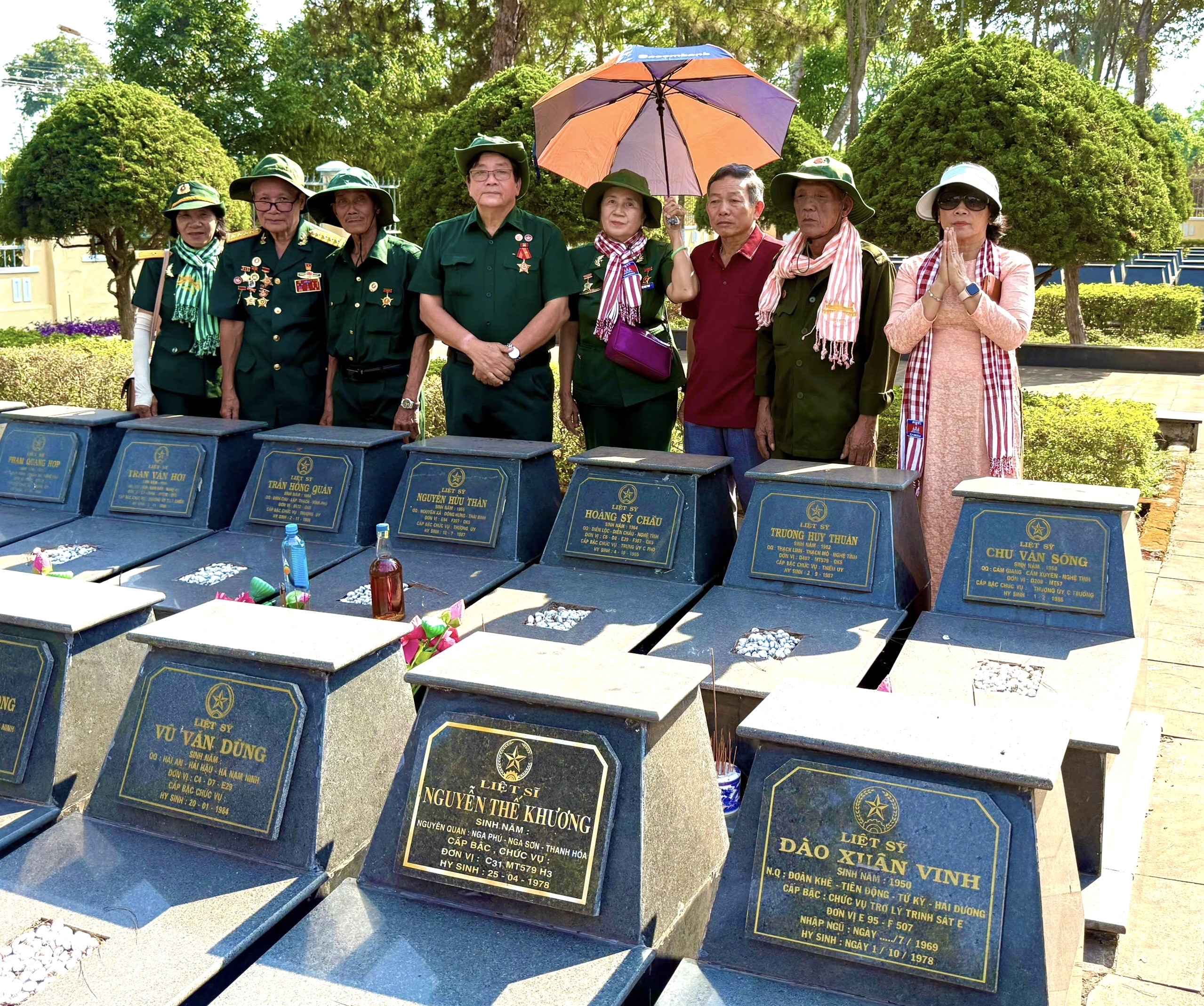 Hành trình cảm động của bác sĩ Nguyễn Văn Xáng từ thương binh đến Thầy thuốc Nhân dân - Ảnh 7.