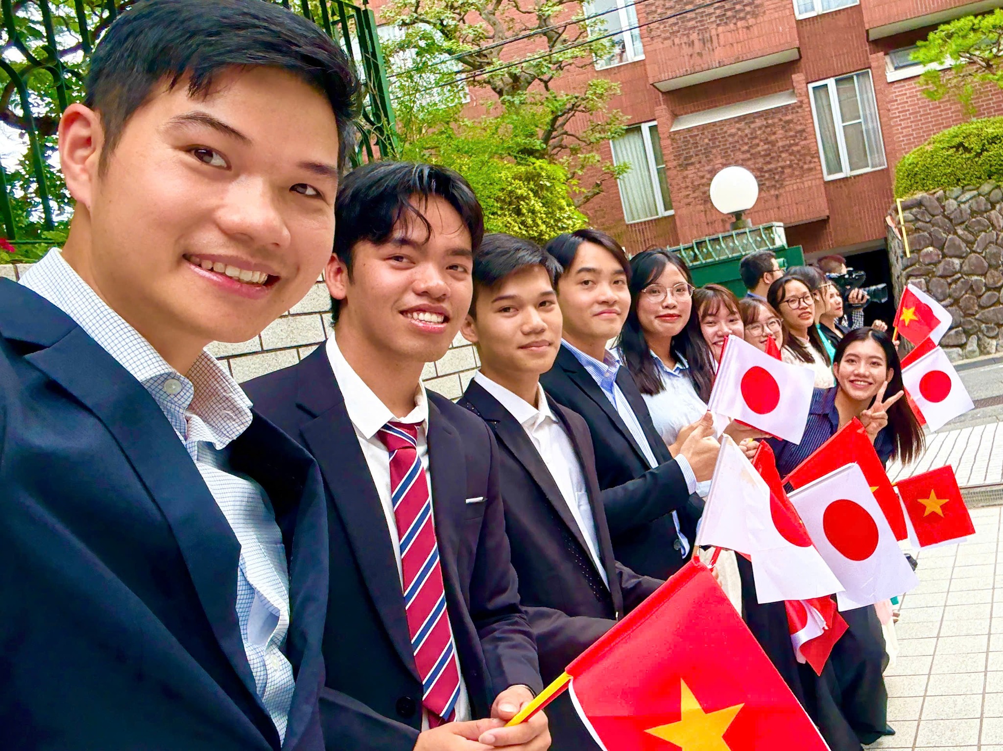 Ông Đỗ Văn Chiến thăm và làm việc tại Nhật Bản- Ảnh 4. Ông Đỗ Văn Chiến thăm và làm việc tại Nhật Bản- Ảnh 4.